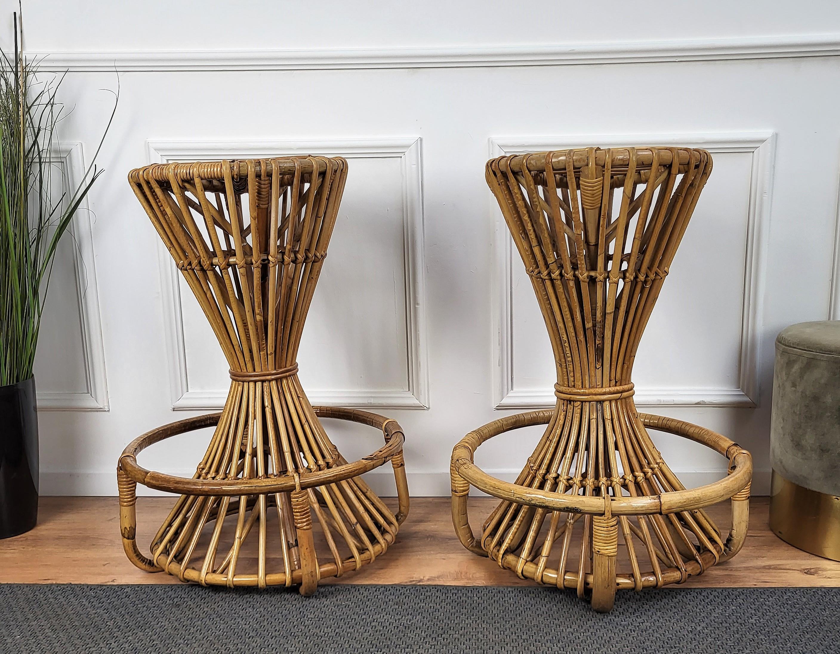 Pair of 1960s Italian Bamboo Bohemian French Riviera Round Bar Stools Chairs For Sale 2