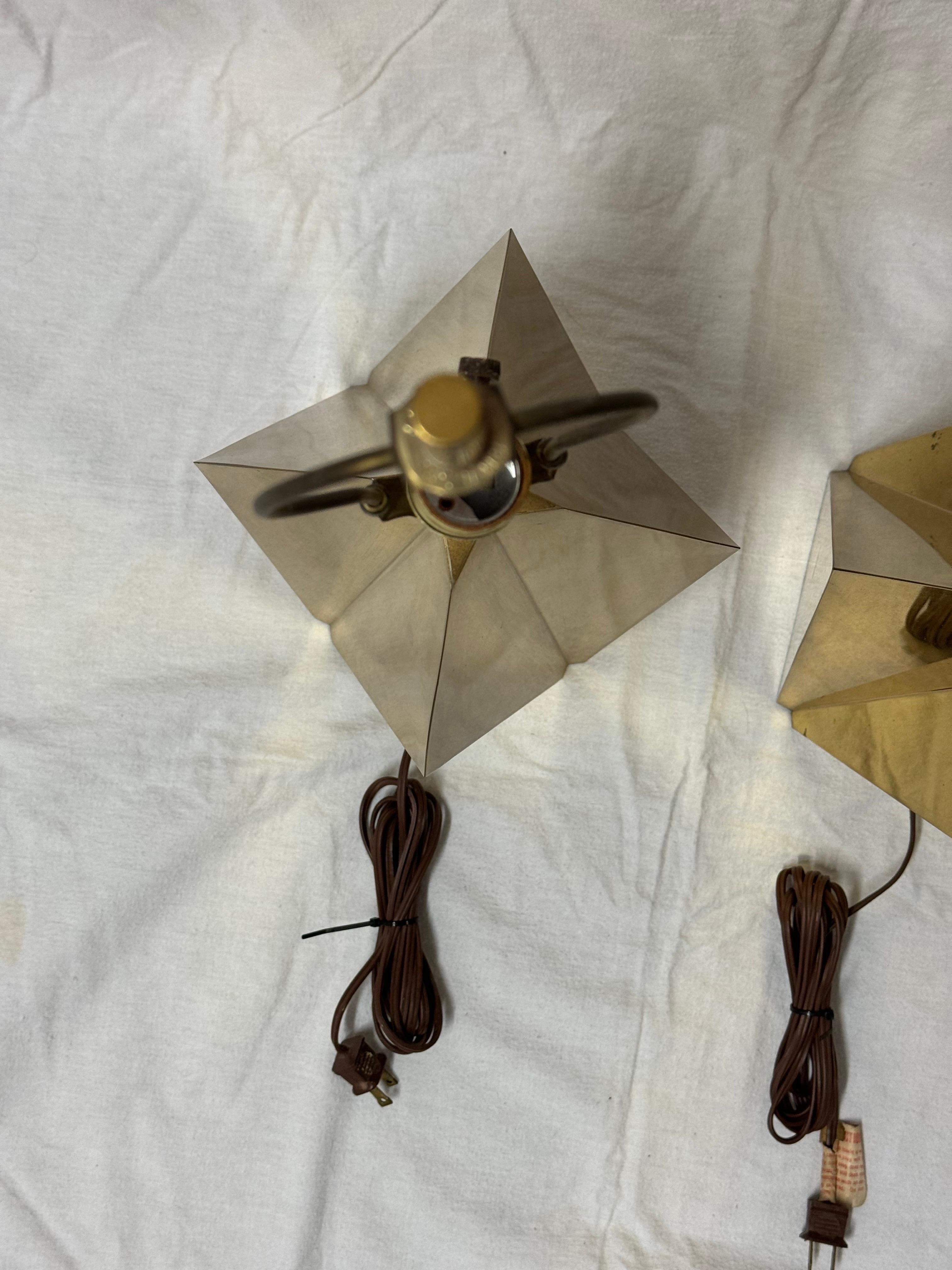 Pair of  1960’s Italian Brass Lamps For Sale 8