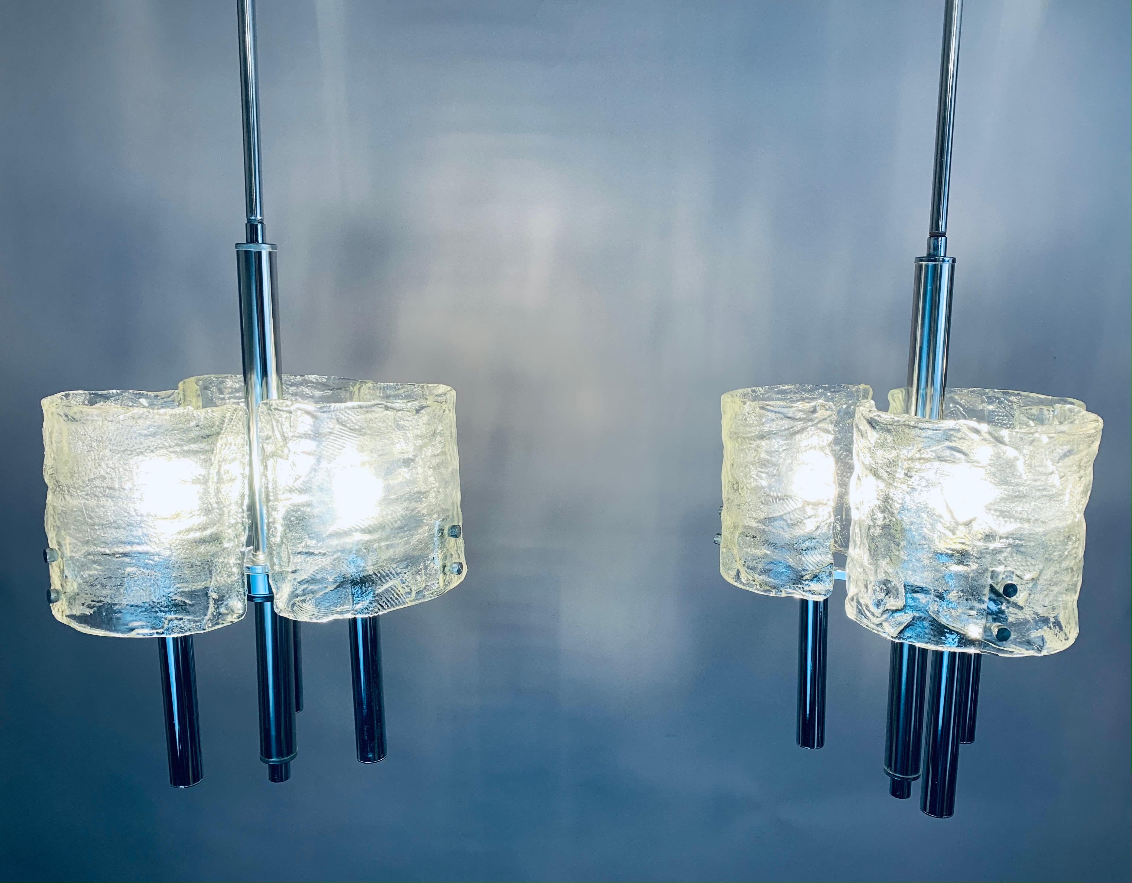 Pair of 1960s Italian Carlo Nason for Mazzega Chrome & Murano Glass Chandeliers In Good Condition In London, GB