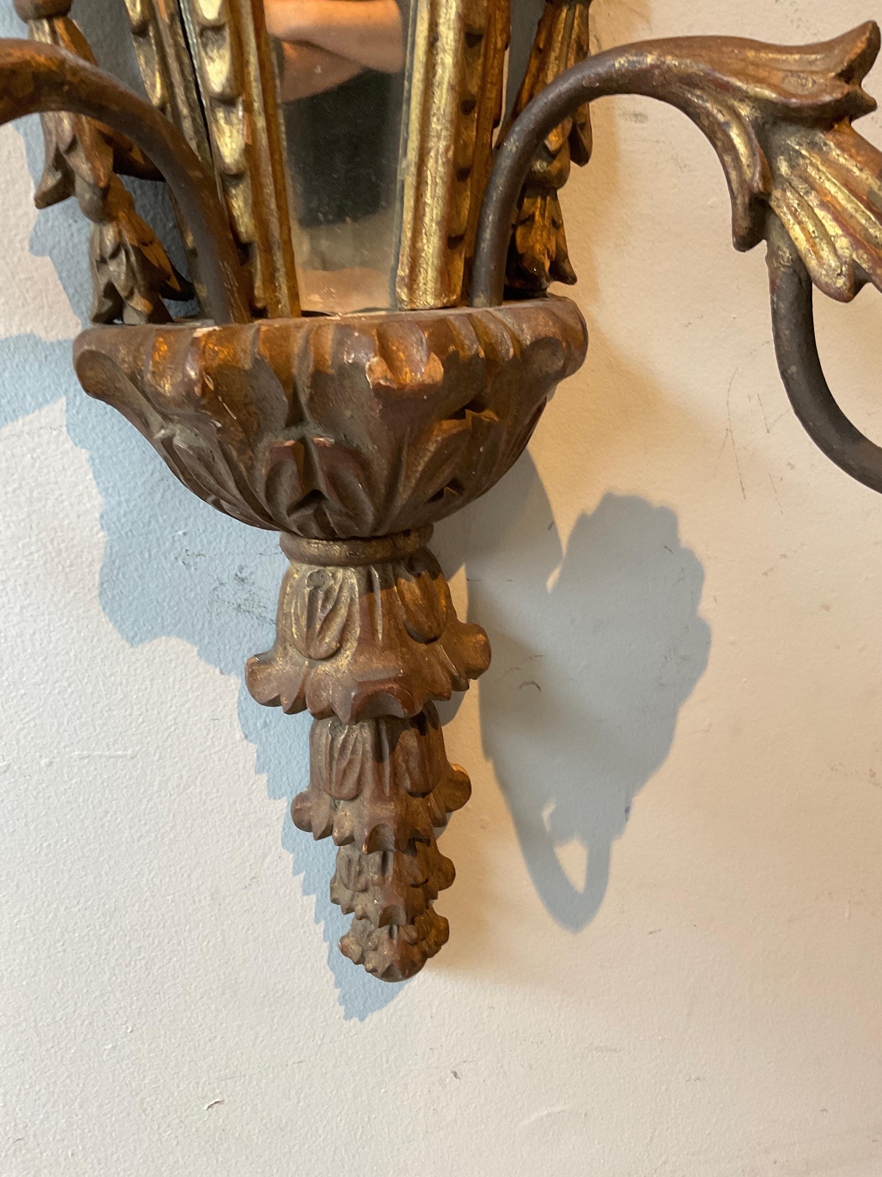 Pair of 1960s Italian Carved Wood Mirrored Sconces For Sale 3