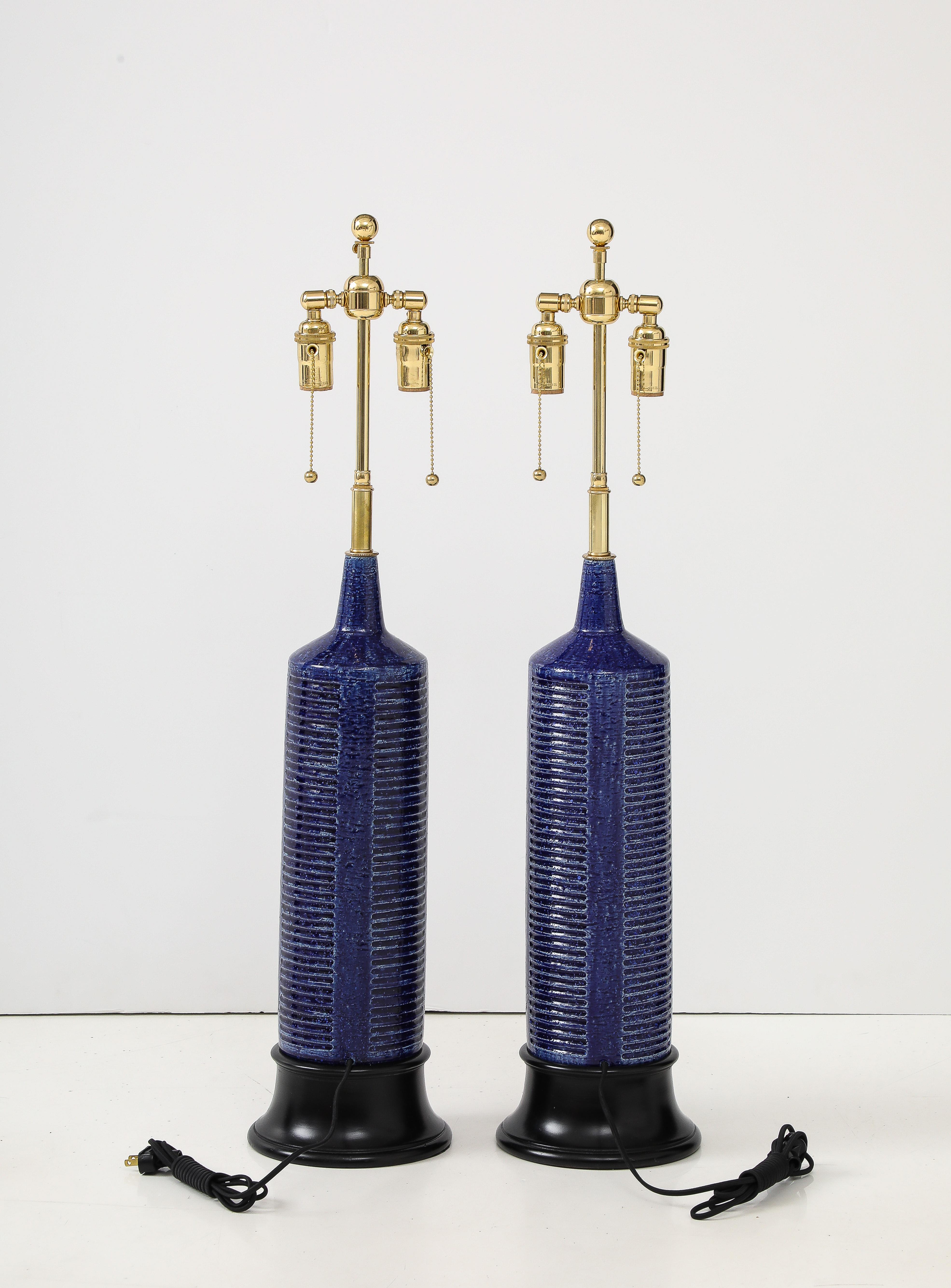 Pair of 1960's Italian Ceramic Lamps With A Cobalt Blue Glaze. For Sale 2