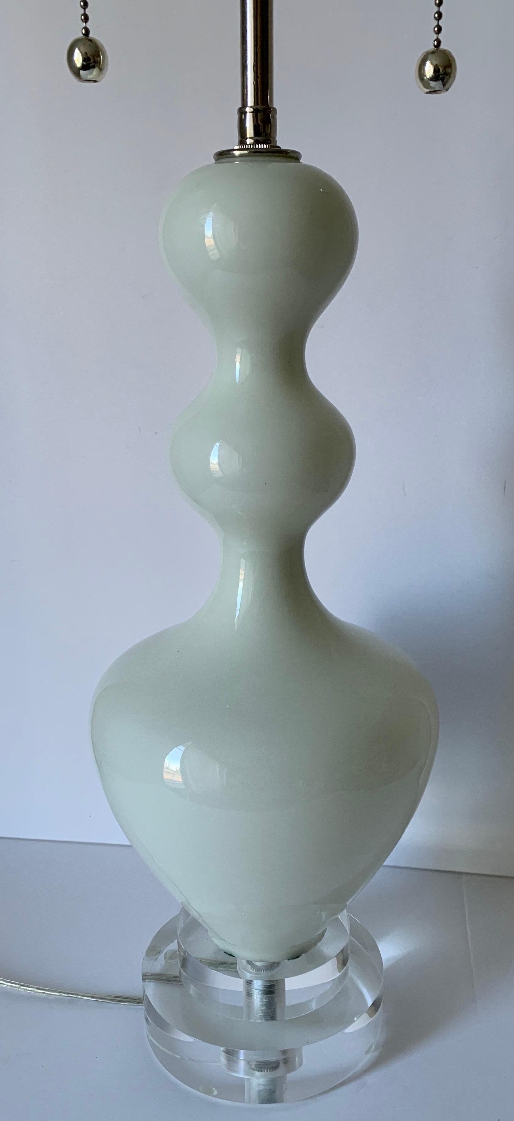 Pair of 1960s Italian Curvy White Blown Glass Lamps 1