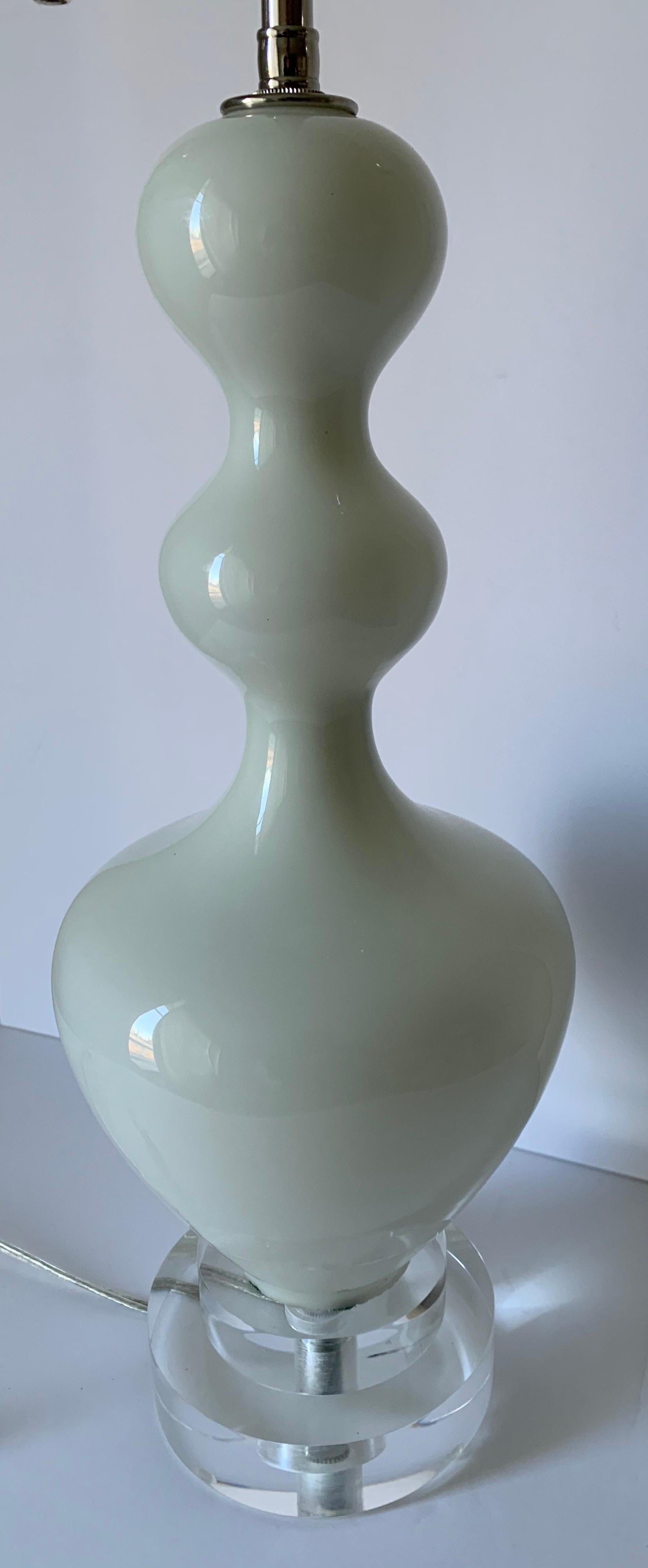 Pair of 1960s Italian Curvy White Blown Glass Lamps 2