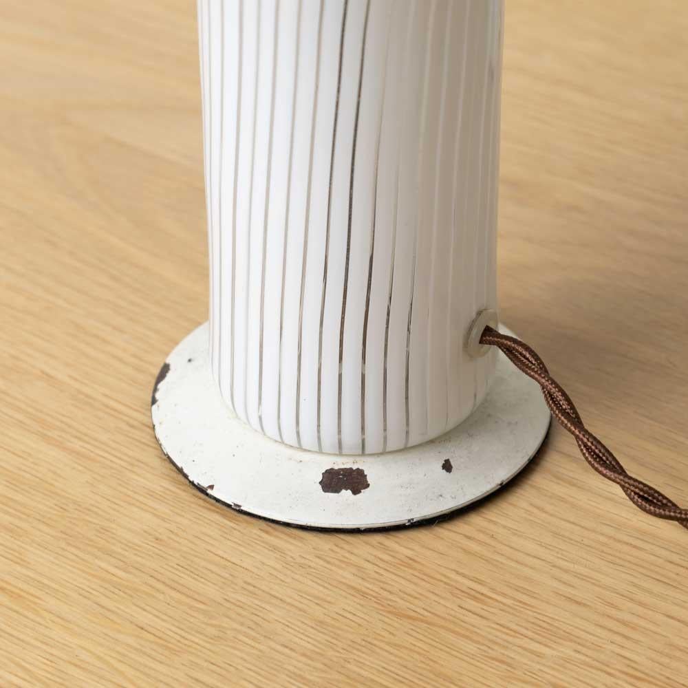 Paire de lampes de table en verre italiennes des années 1960 en vente 7