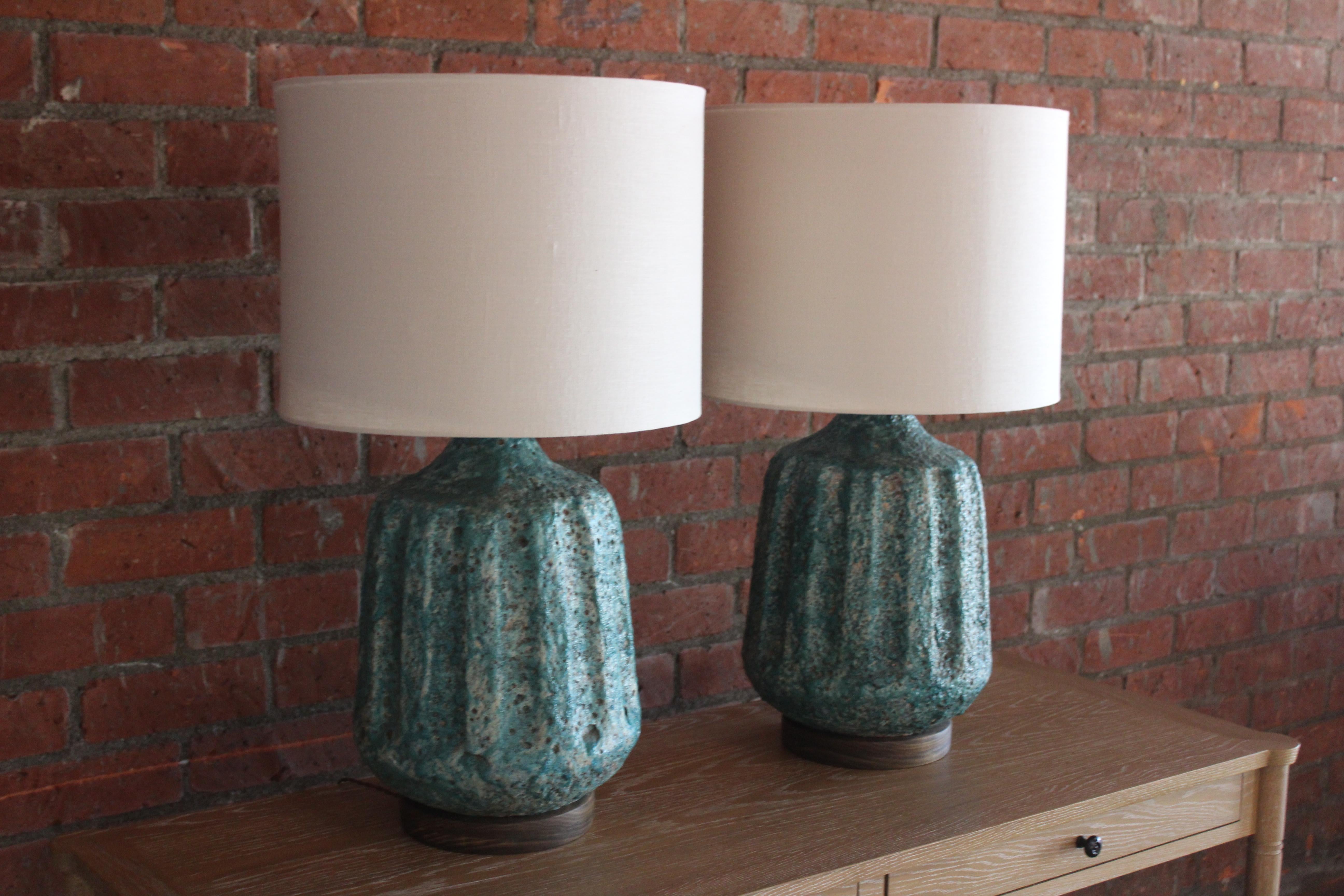 Mid-20th Century Pair of 1960s Italian Lava Glazed Ceramic Lamps