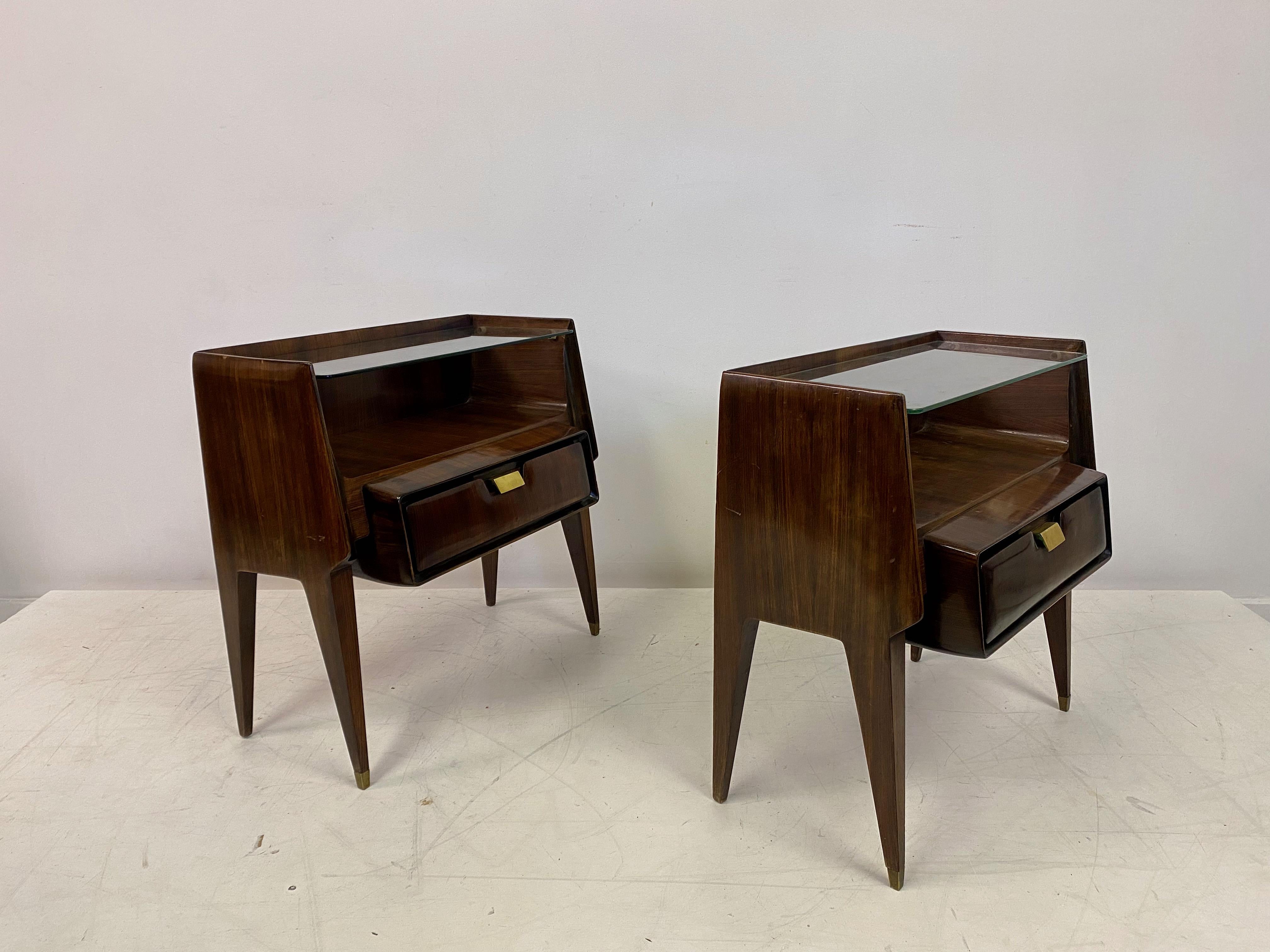 Pair of 1960s Italian Rosewood Bedside Tables or Nightstands 4