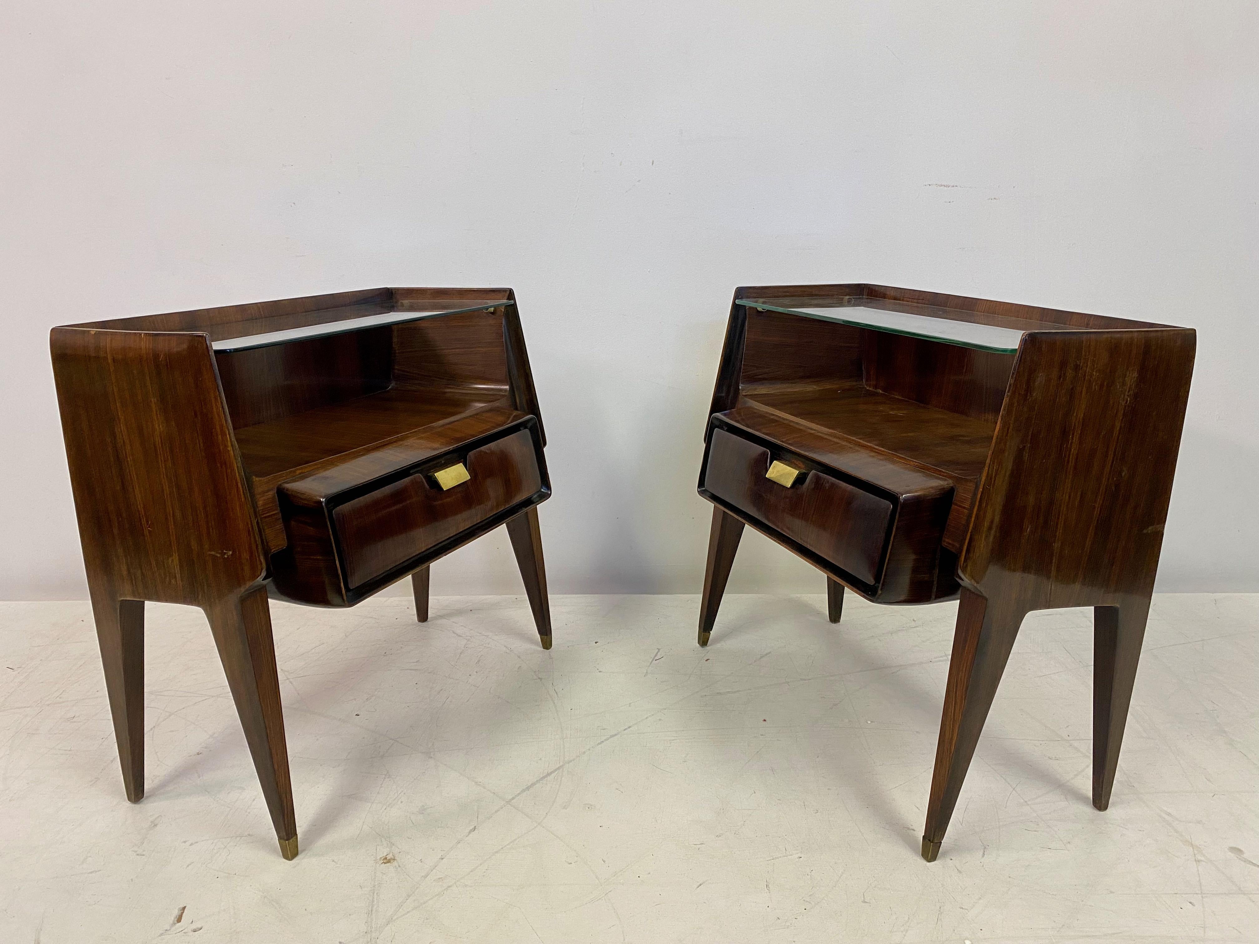 Pair of 1960s Italian Rosewood Bedside Tables or Nightstands In Good Condition In London, London