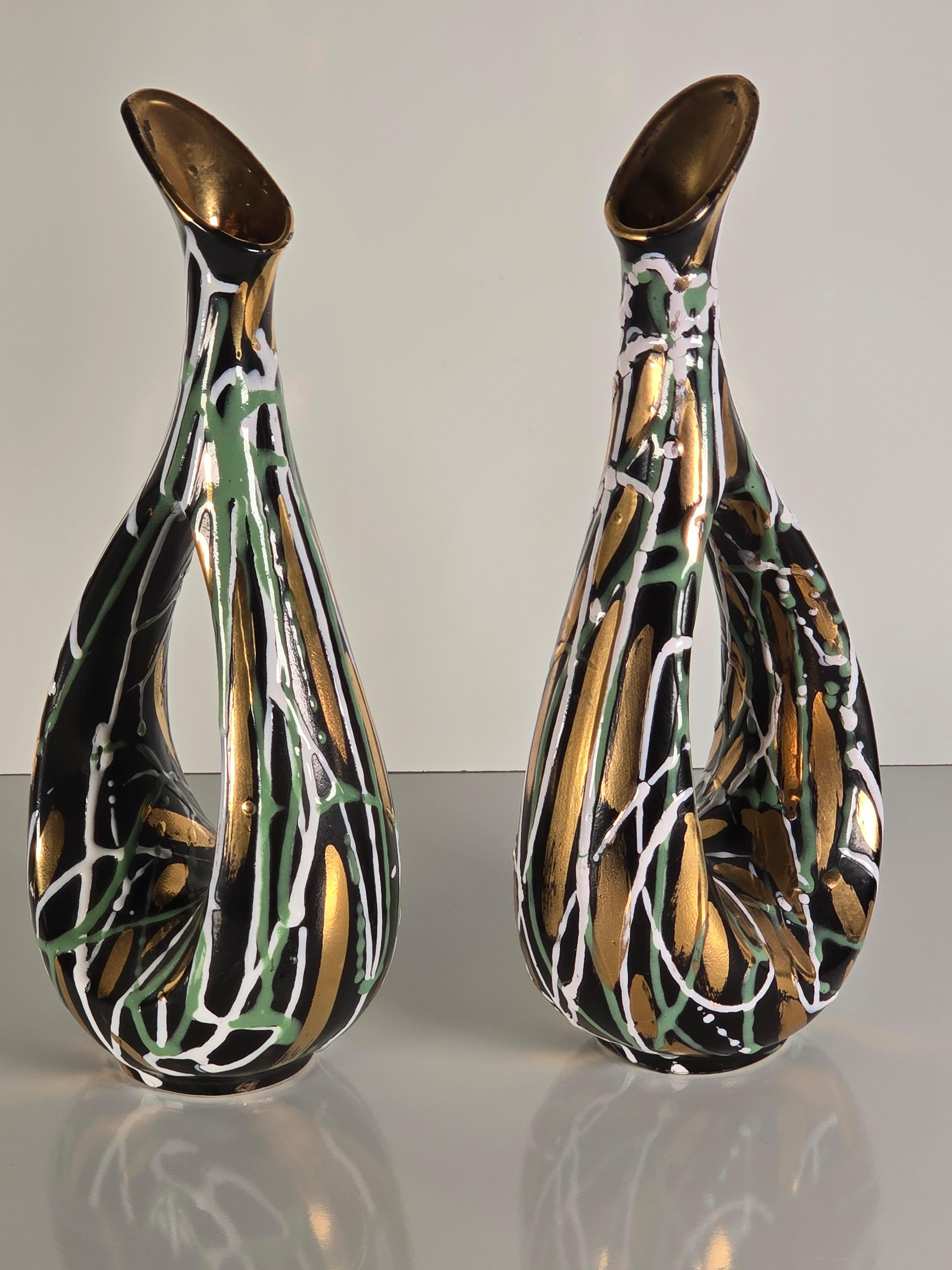 Coppia di vasi scultura italiani degli anni '60 in vendita 3