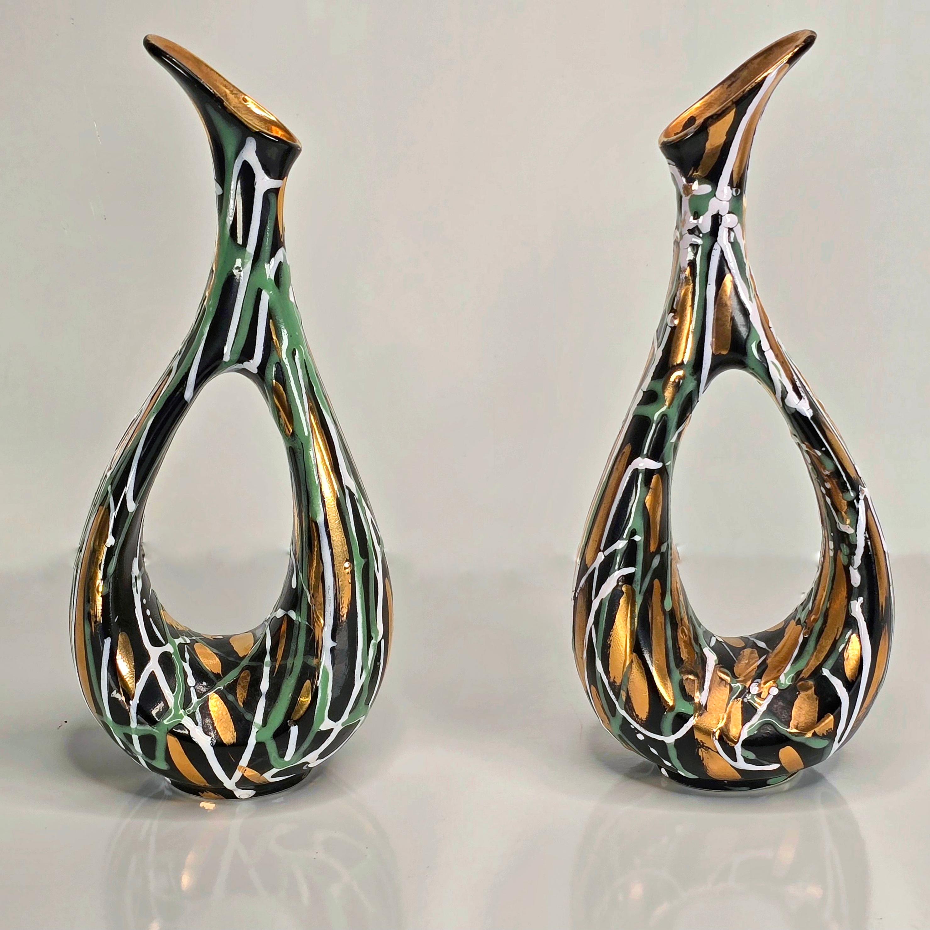 Coppia di vasi scultura italiani degli anni '60 in vendita 7