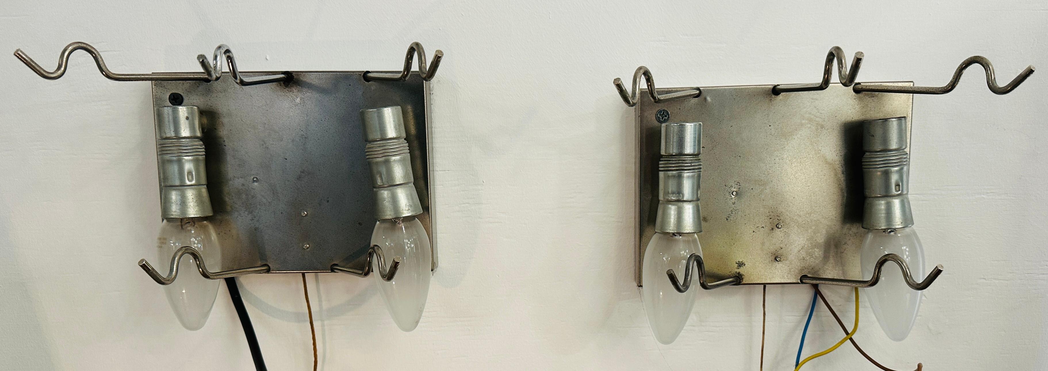 Paar 1960er Jahre Italienisch Vistosi Stil 5 Murano Glas Opaque Disc Wall Lights 11