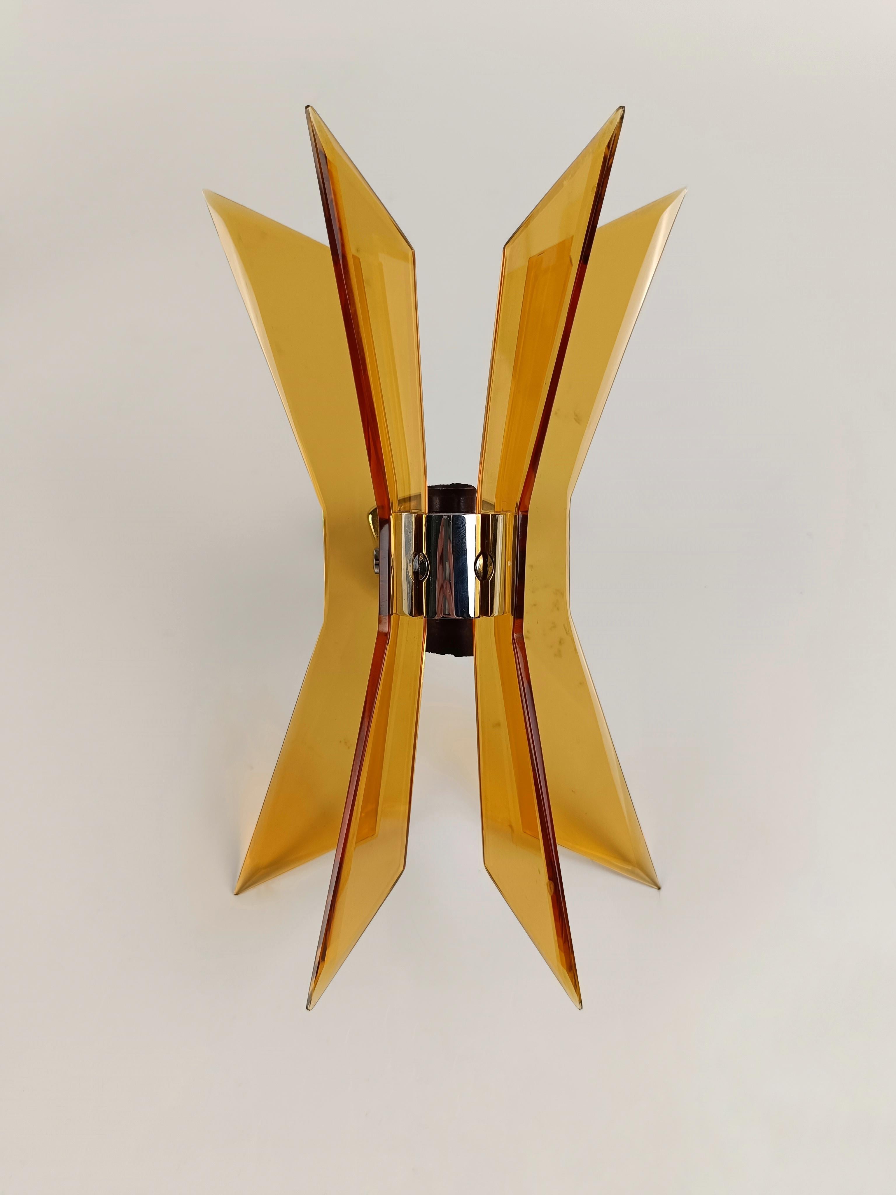 Pair of 1960s Italian Wall Lights in Chromed Metal and Beveled Yellow Glass  For Sale 4