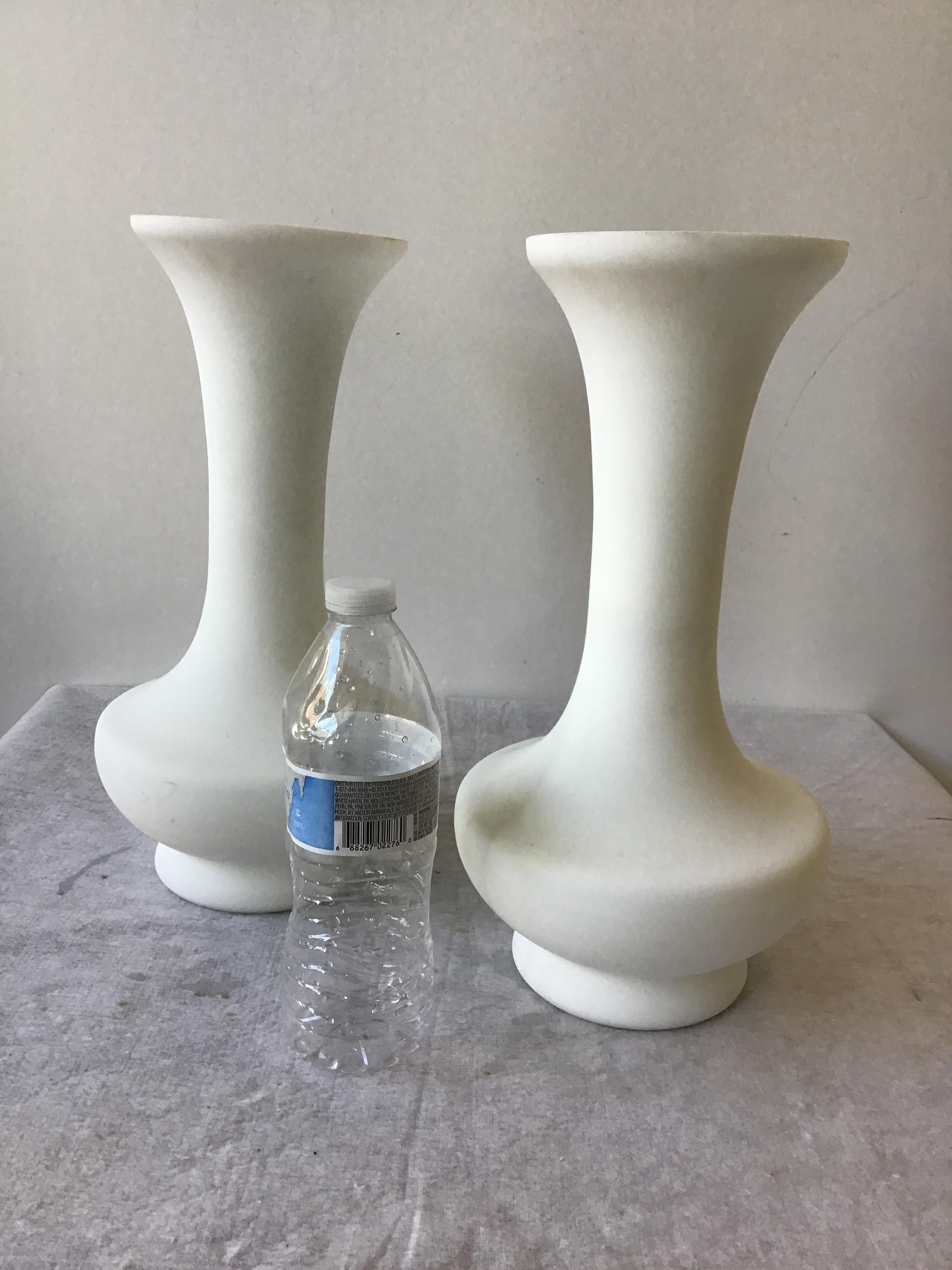 Pair of 1960s Italian, white frosted glass lamp bodies.
Lamps need all parts in order to be functioning lights.