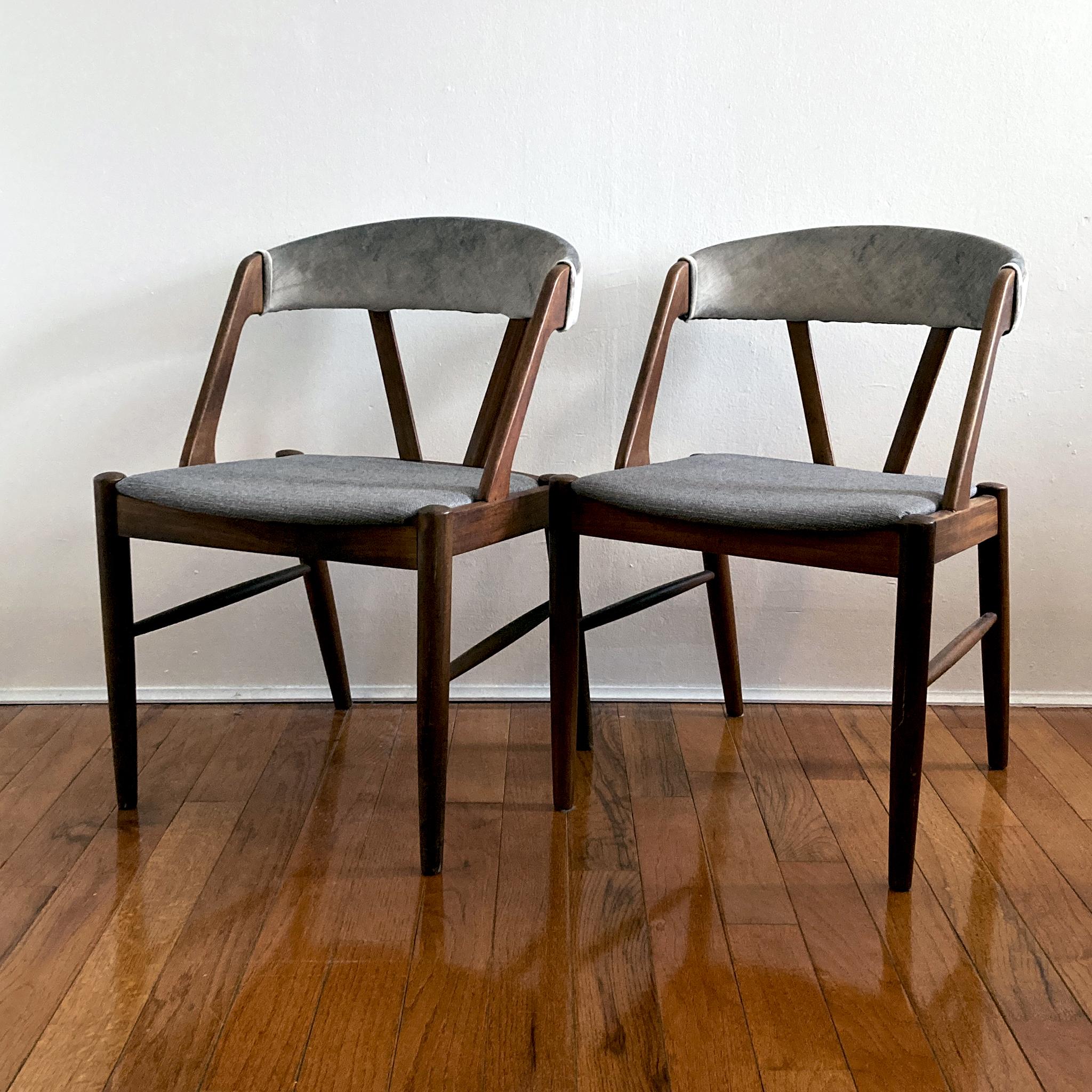 Mid-20th Century Kai Kristiansen Style Reupholstered Curved Back Gray Chairs, 1960s, Pair of Two For Sale