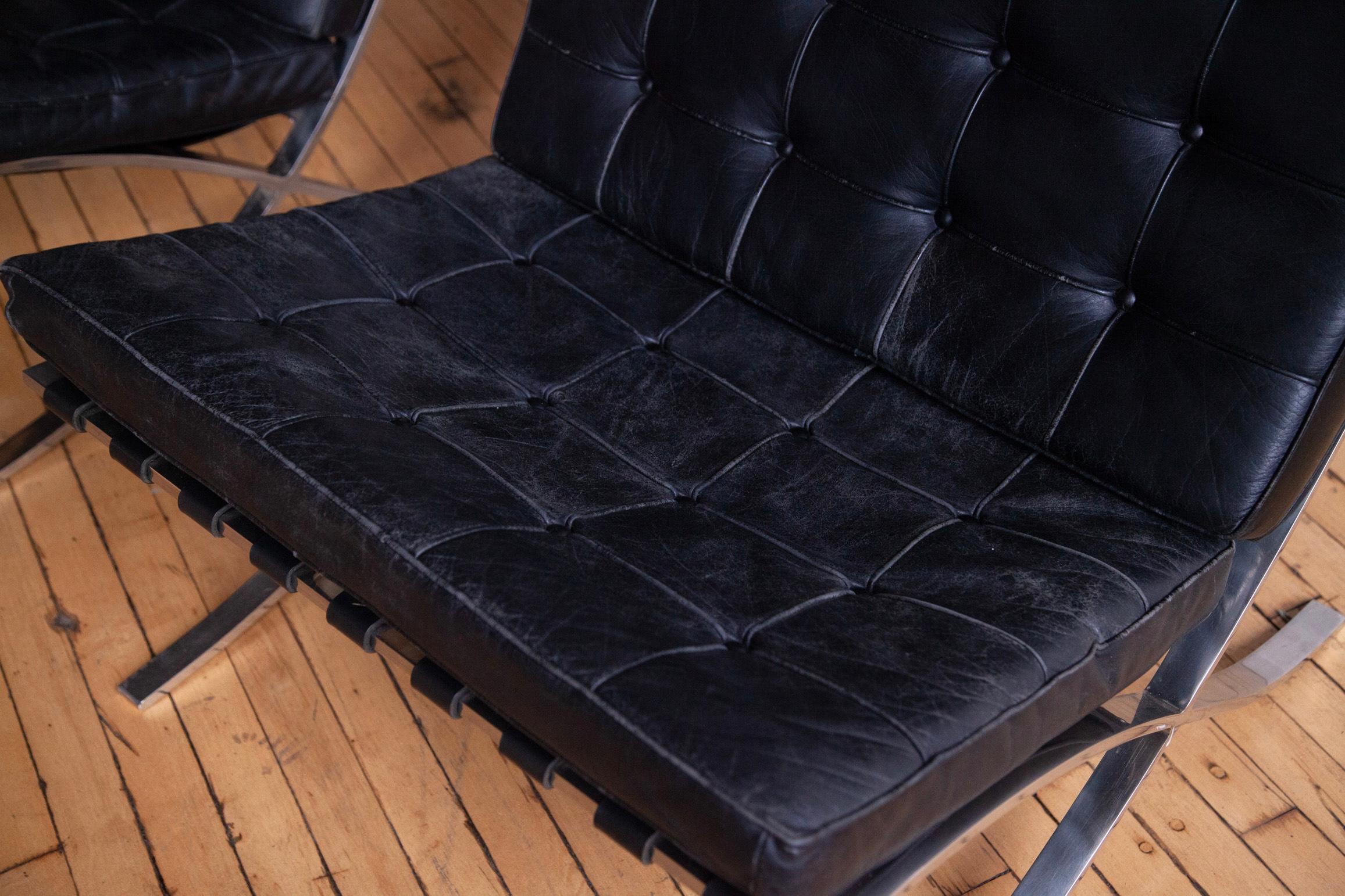 Américain Paire de chaises Knoll Barcelona des années 1960 avec étiquettes en vente