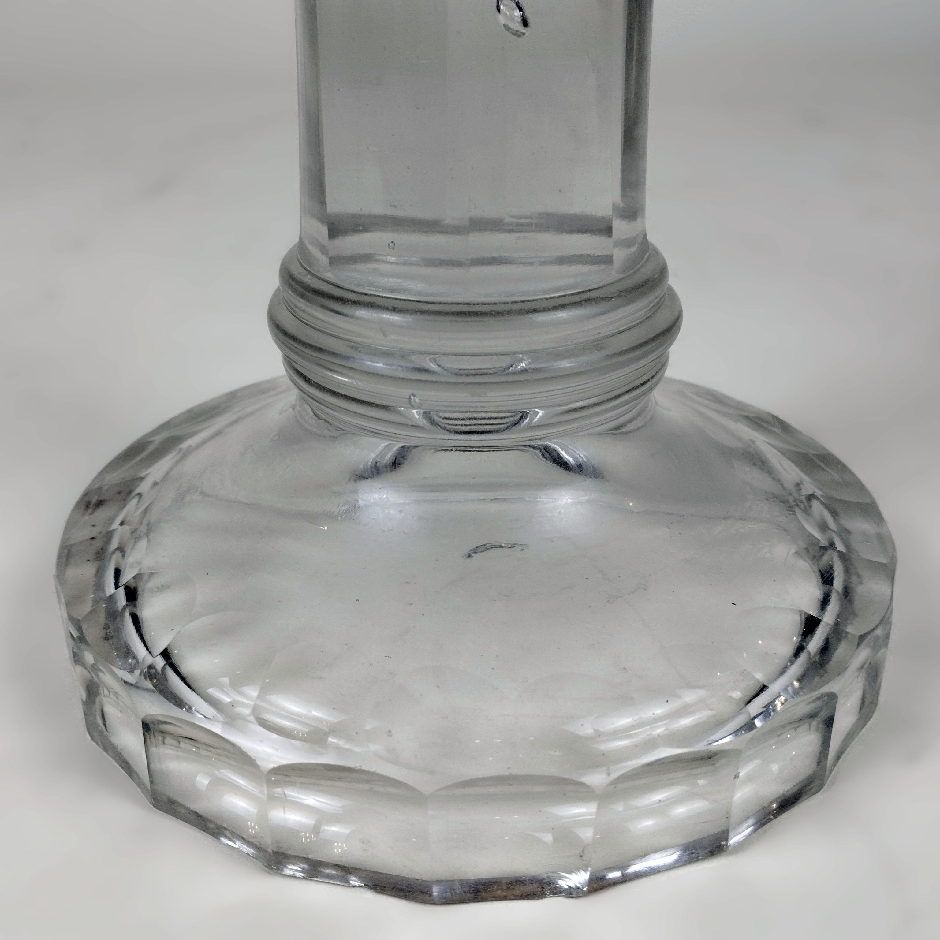 Inconnu Paire de lampes de table en verre taillé au plomb des années 1960 en vente