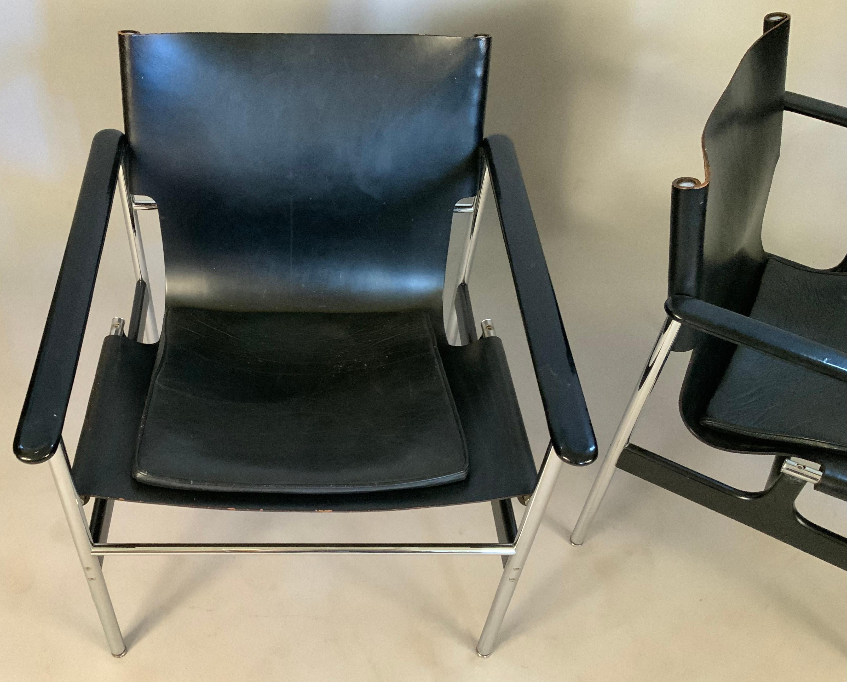 Pair of 1960's Leather Lounge Chairs by Charles Pollock for Knoll Associates In Good Condition In Hudson, NY