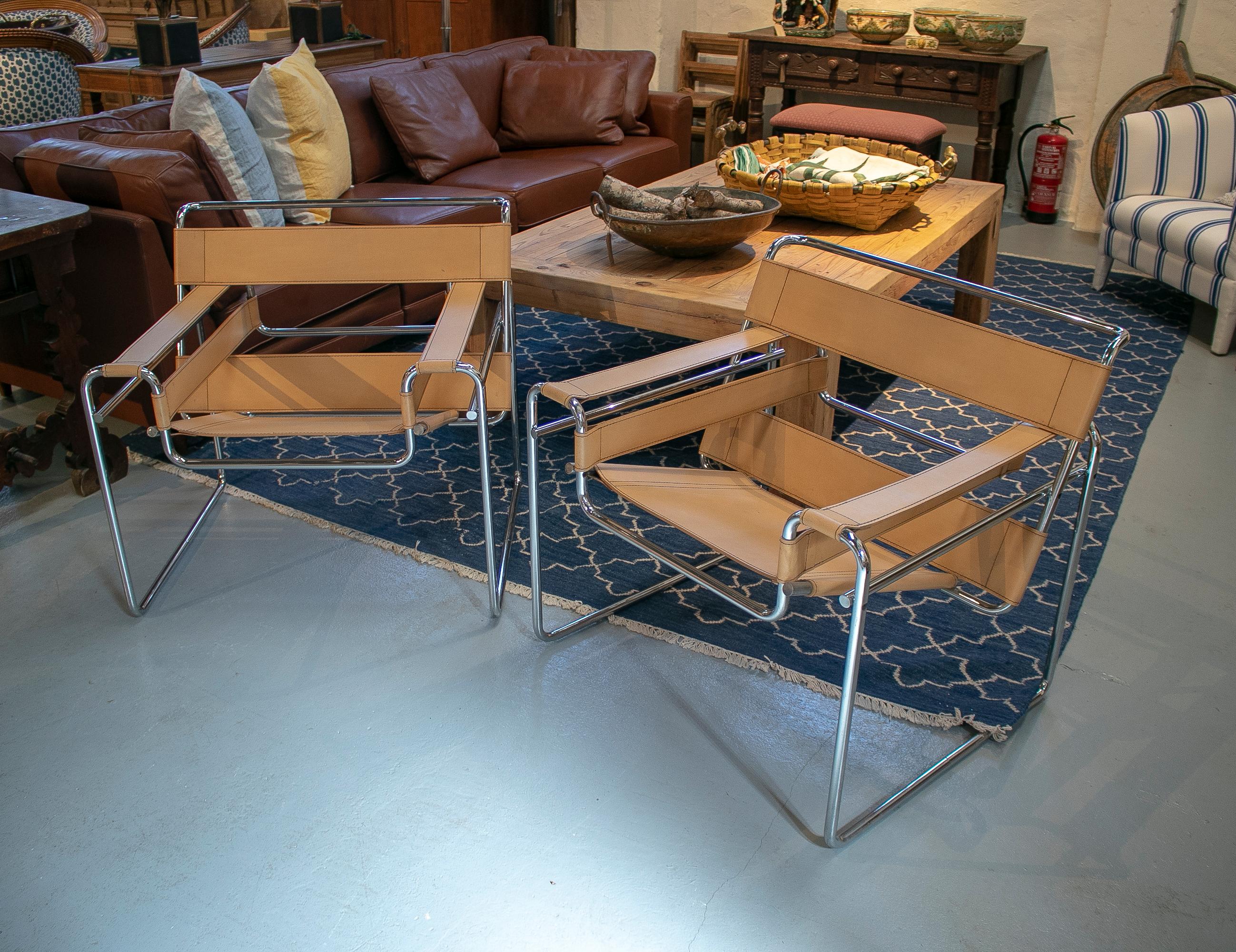 Pair of 1960s Leather & Stainless Wassily Chairs by Marcel Breuer for Gavina In Good Condition In Marbella, ES