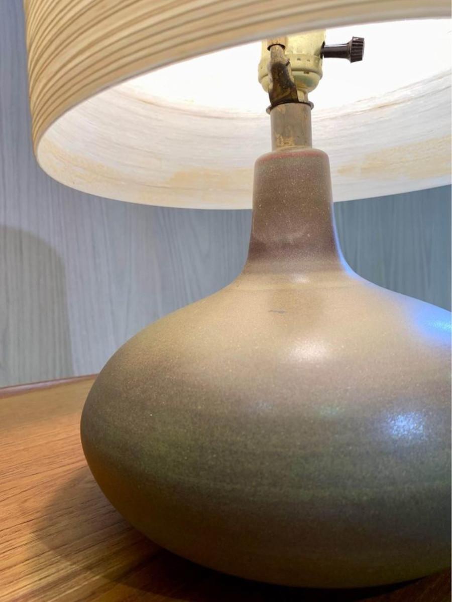 Mid-Century moderno Coppia di lampade da tavolo in ceramica Lotte degli anni '60 in vendita