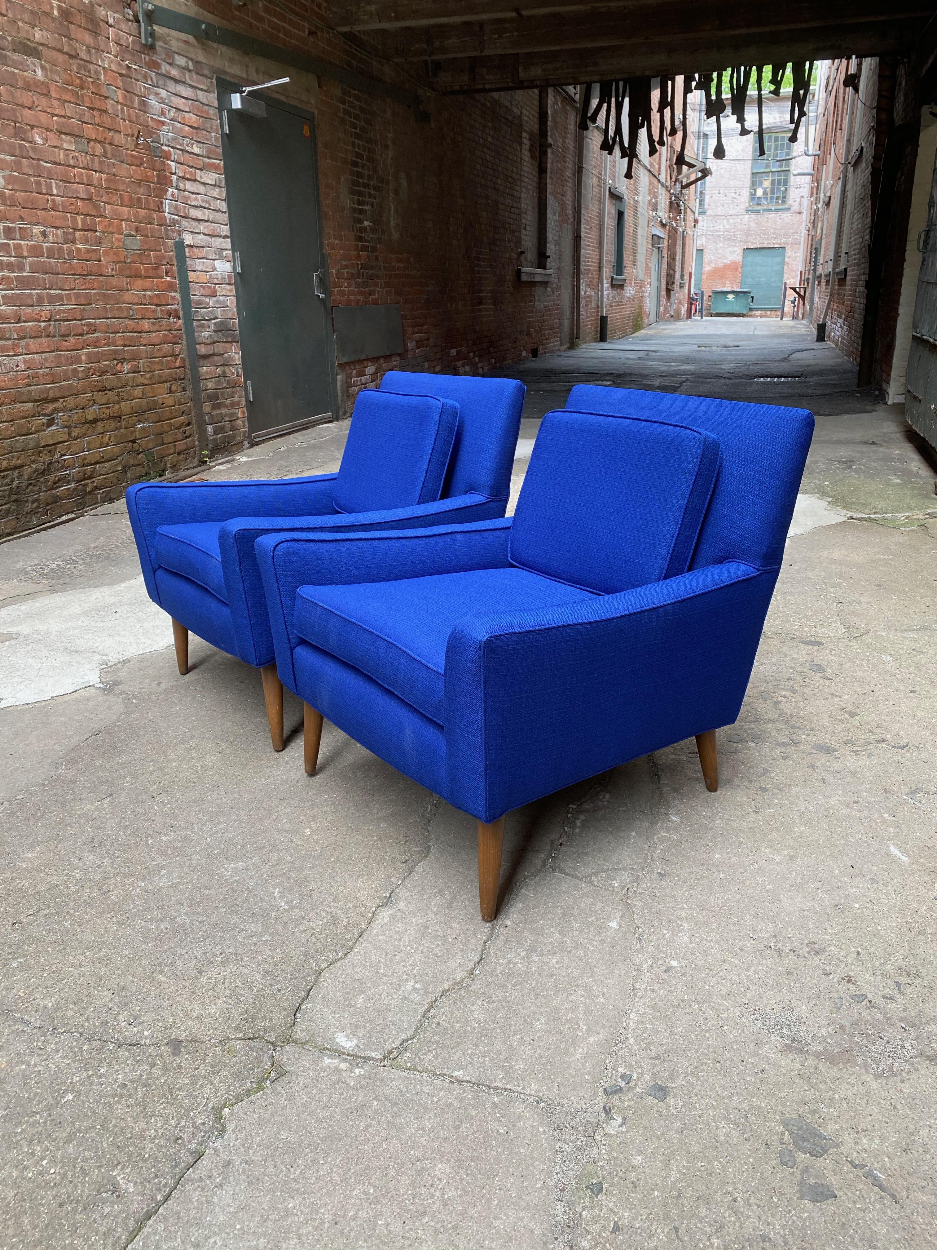 Mid-Century Modern Pair of 1960s Lounge Chairs the Manner of Paul McCobb For Sale