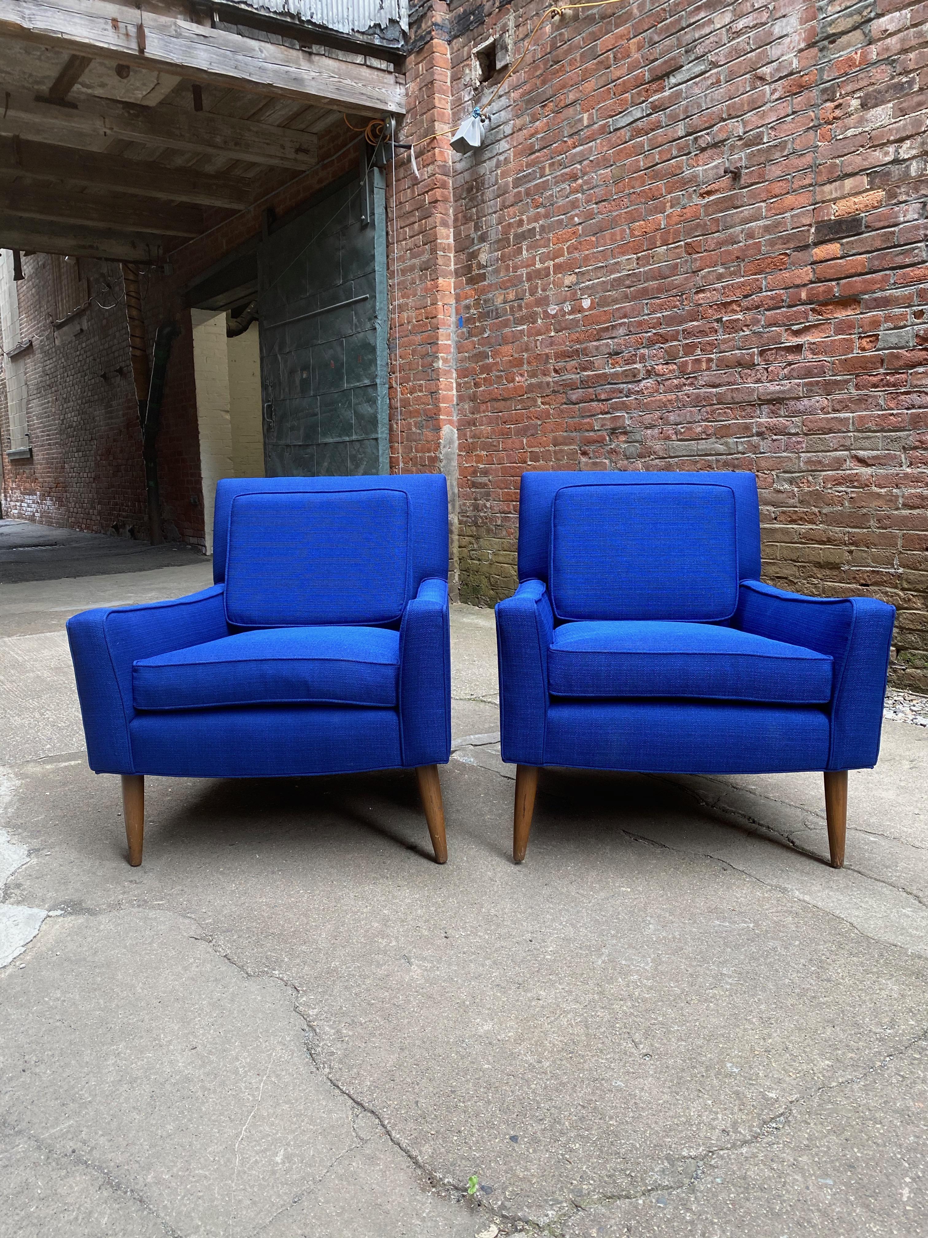 American Pair of 1960s Lounge Chairs the Manner of Paul McCobb For Sale