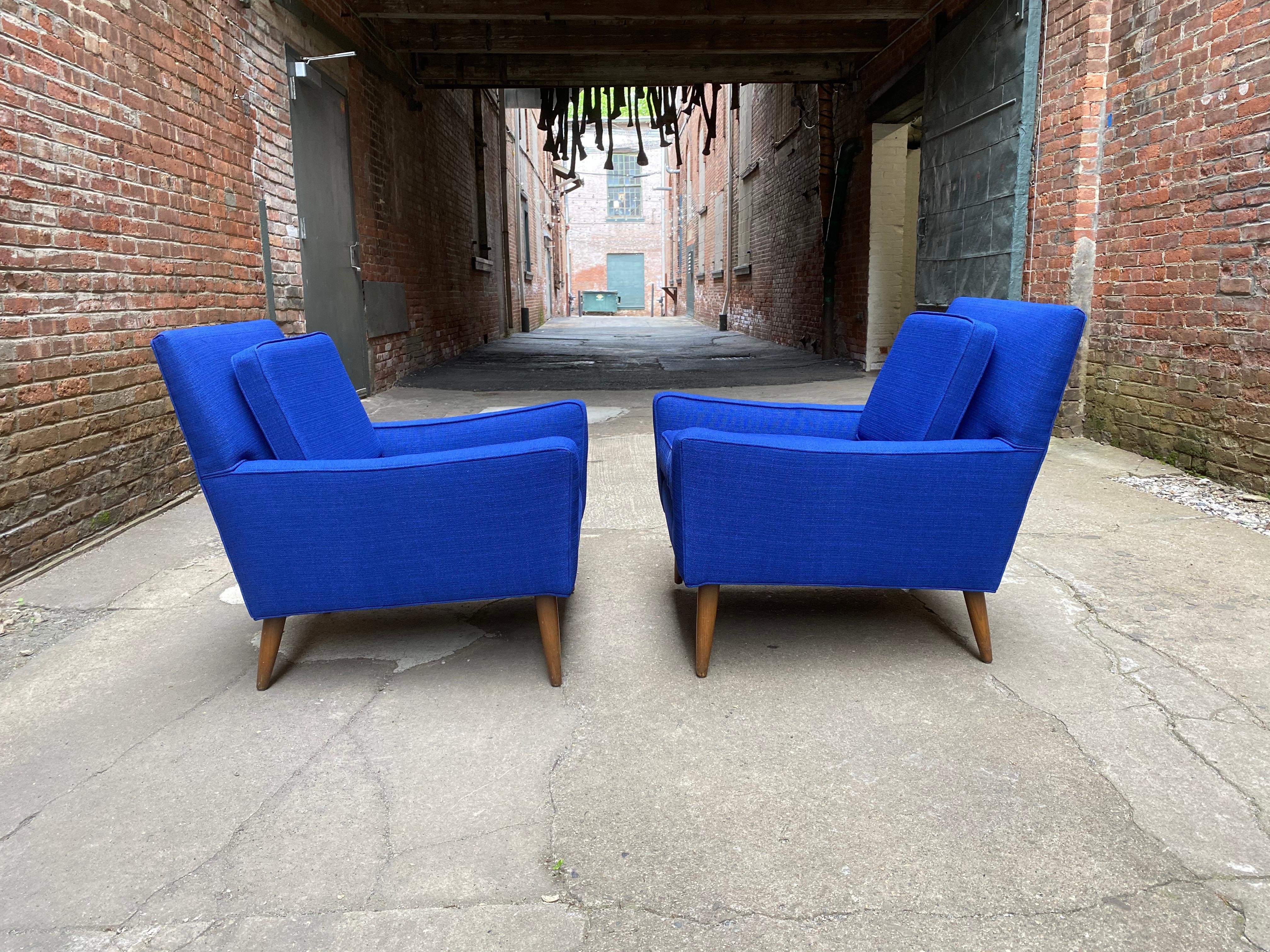 Upholstery Pair of 1960s Lounge Chairs the Manner of Paul McCobb For Sale