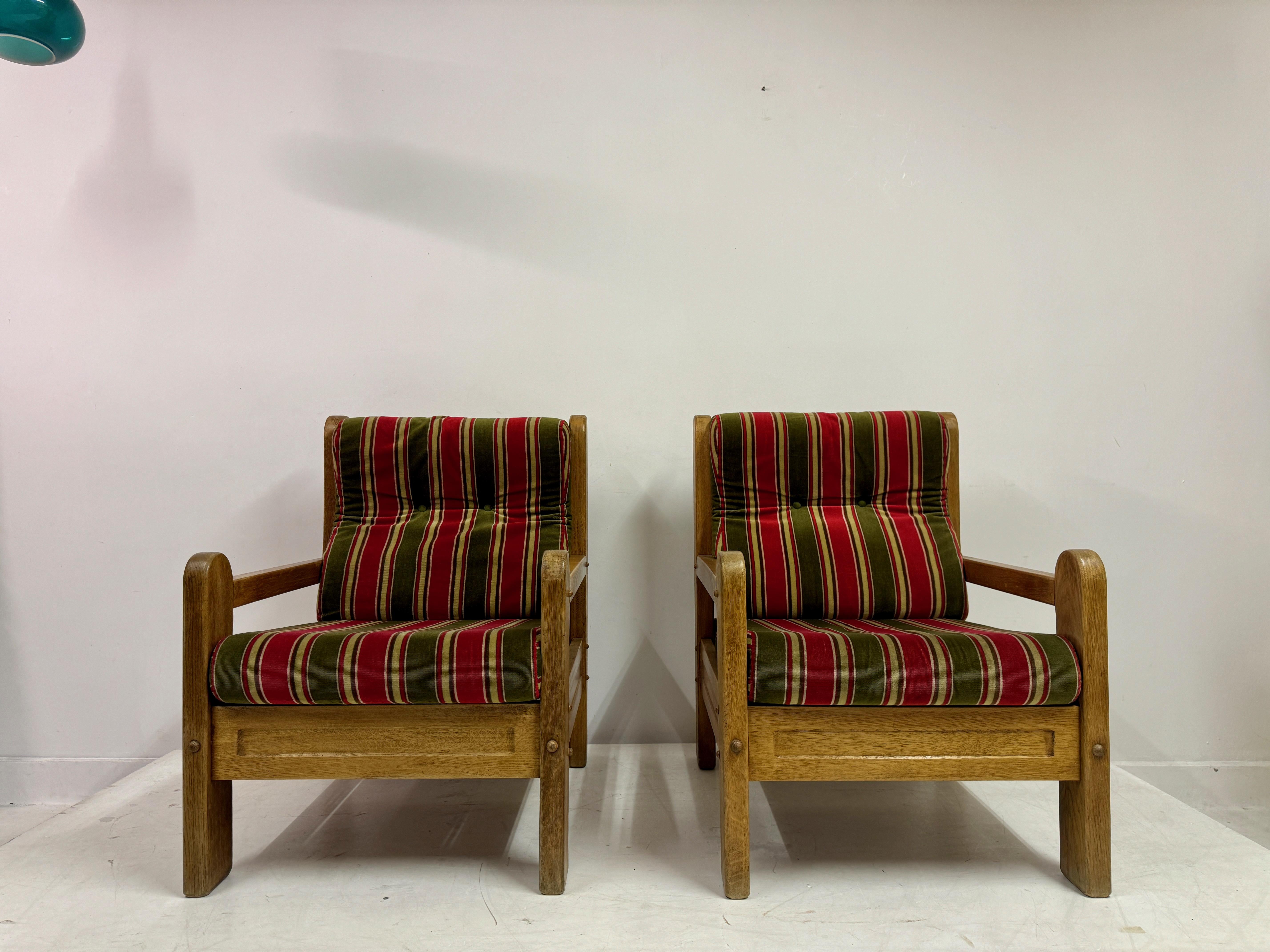 Mid-Century Modern Pair of 1960s Mid-Century Chunky Armchairs For Sale