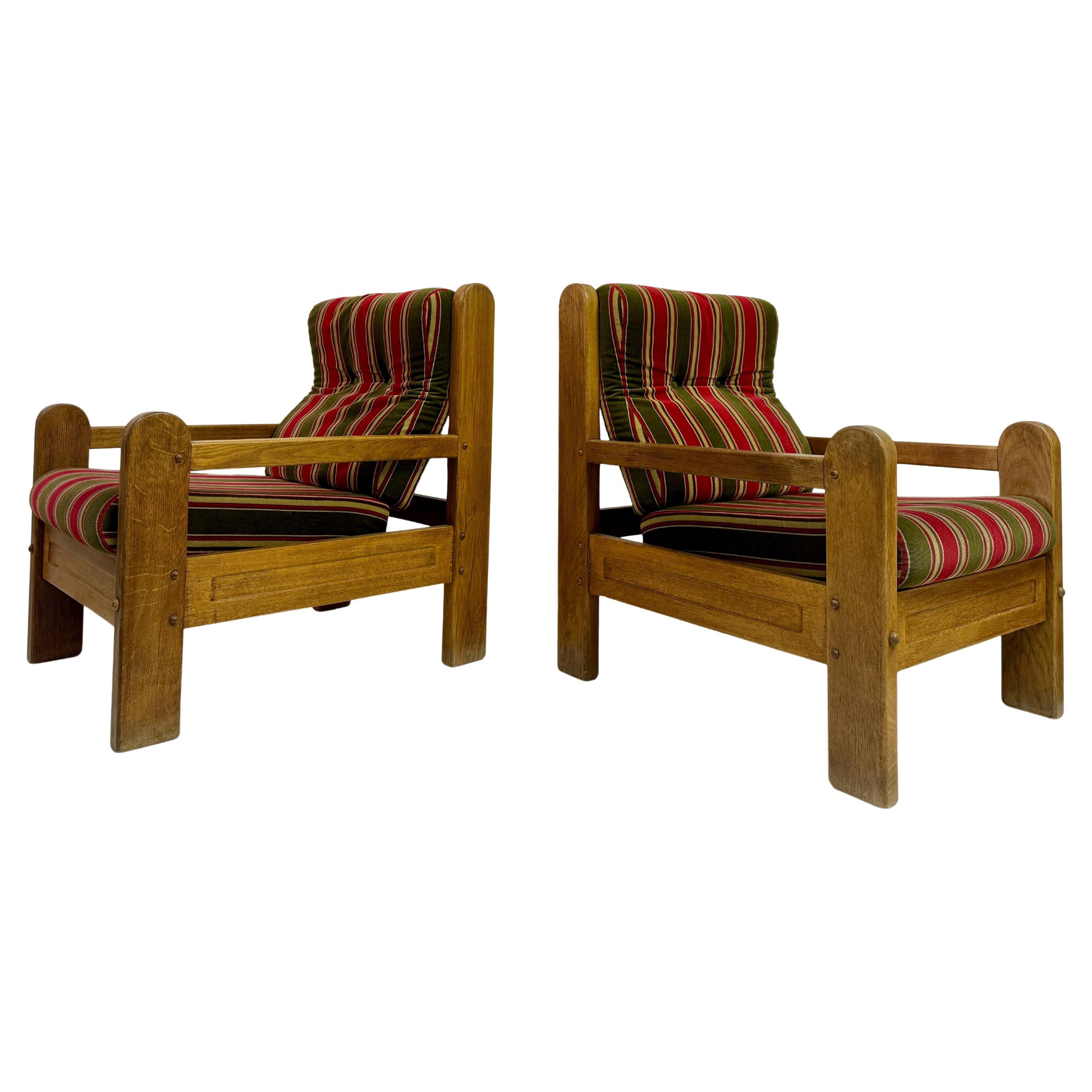 Paire de fauteuils en bois massif du milieu du siècle 1960