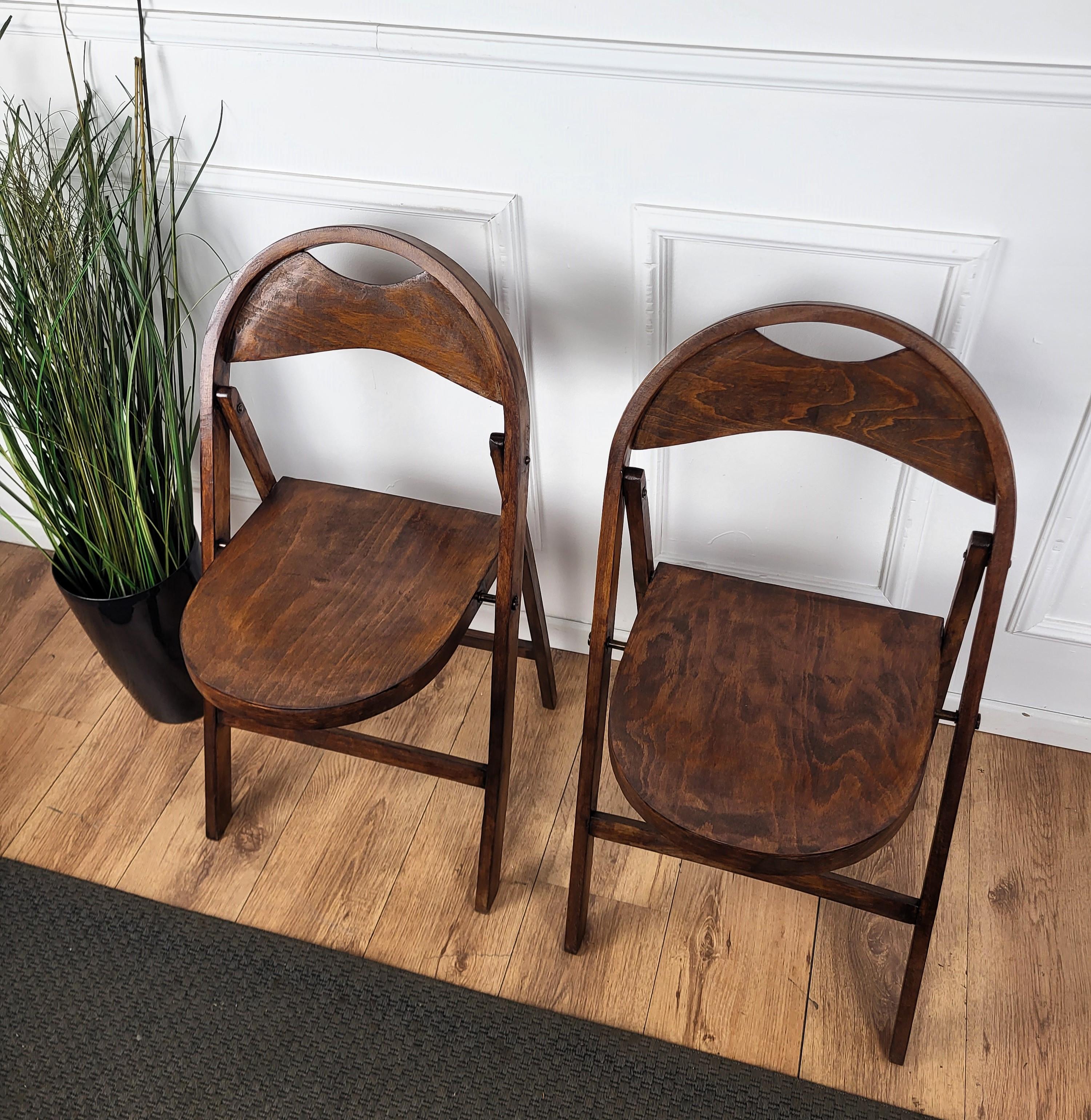 Italian Pair of 1960s Mid-Century Thonet B 751 Wood Folding Chairs  For Sale