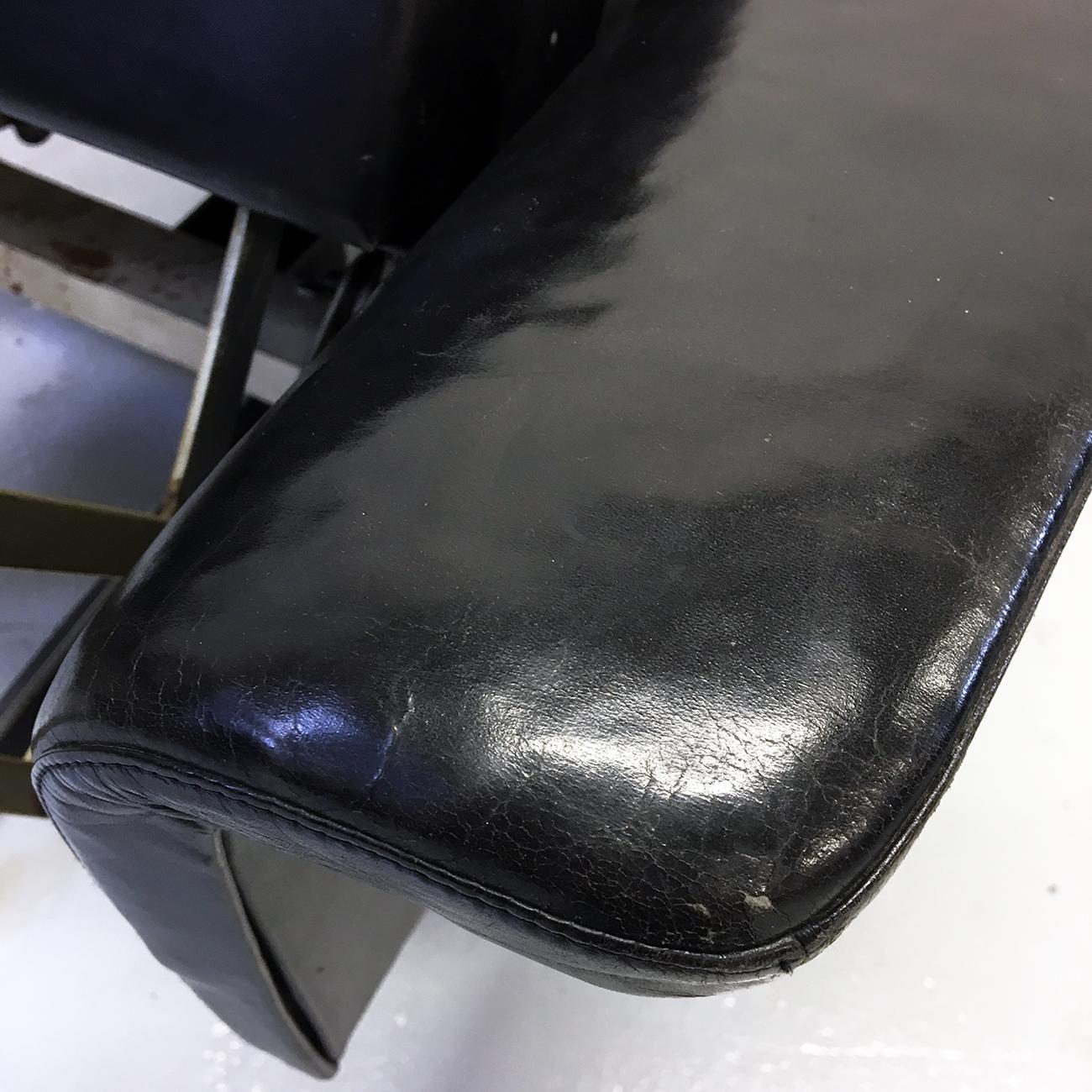 Pair of 1960s Mid-Century Modern Black Leather Reclining Lay-Z-Boy Lounge Chairs 2