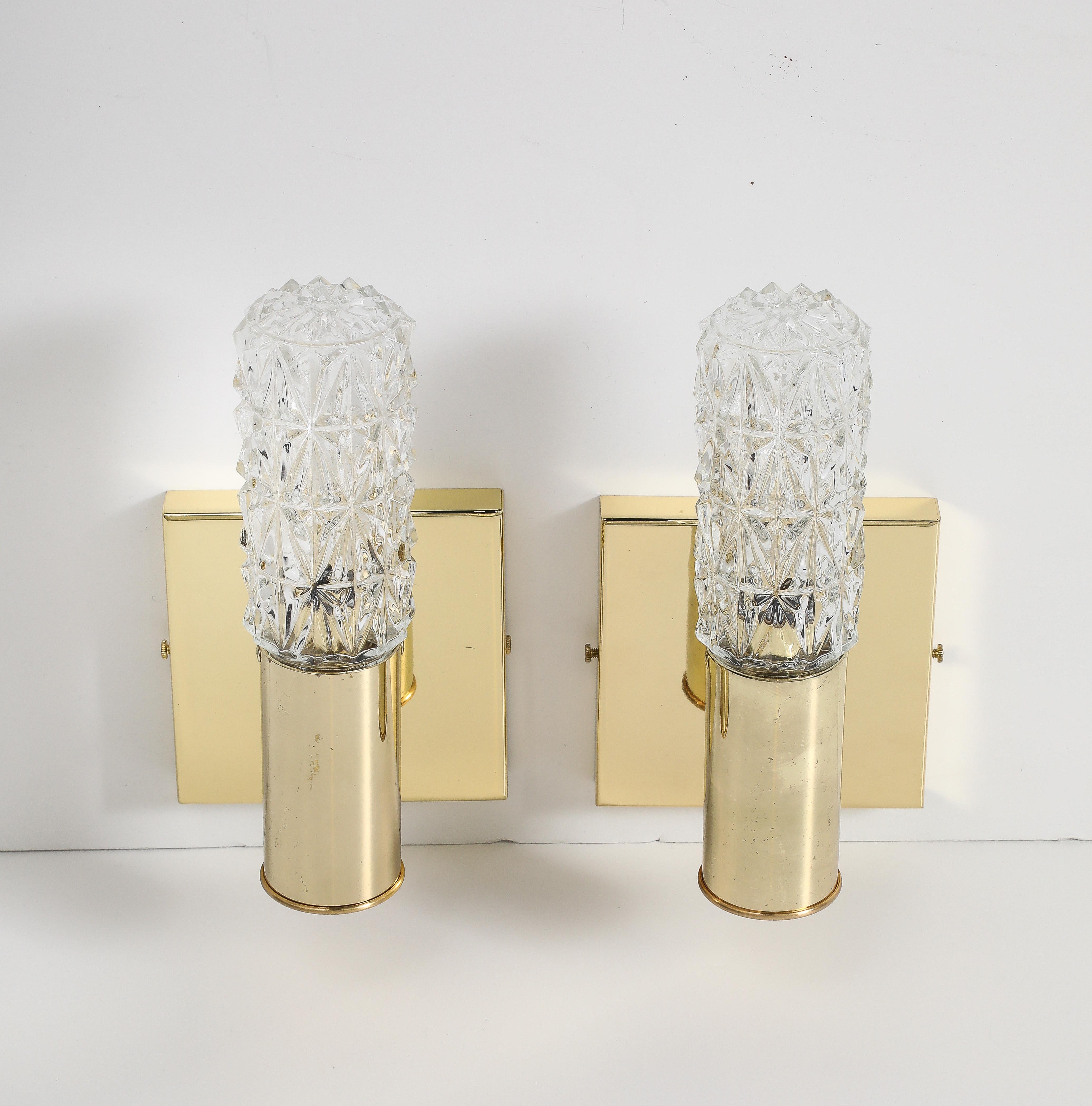 Mid-20th Century Pair of 1960's Minimalist Brass and Faceted Crystal Wall Sconces by Doria. For Sale