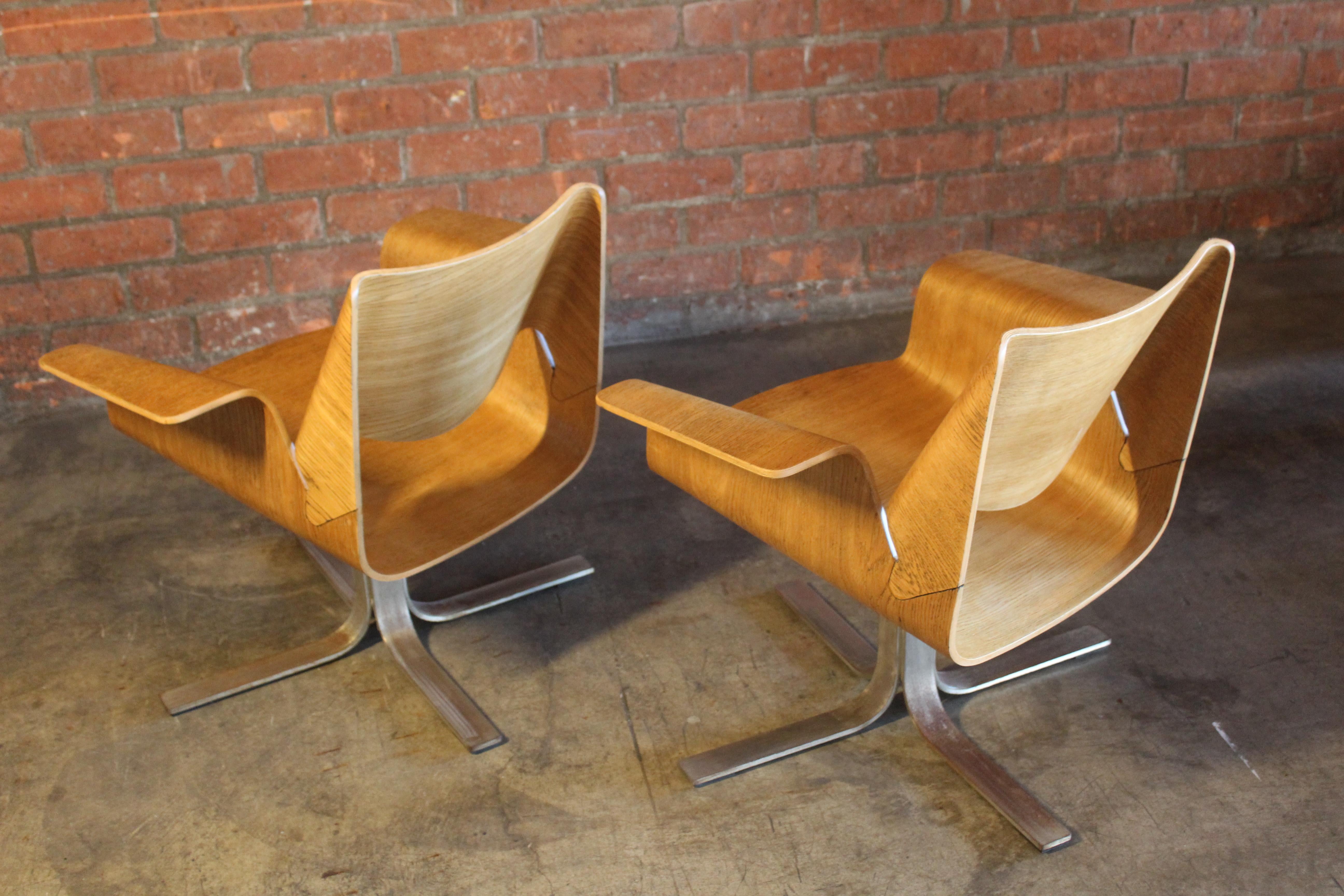 Pair of Oak Bentwood Swivel Armchairs 6