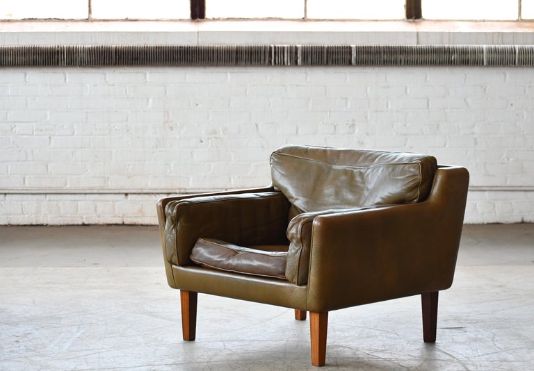 Mid-20th Century Pair of 1960's Olive Brown Leather Lounge Chairs with Ottoman by Illum Wikkelsø For Sale