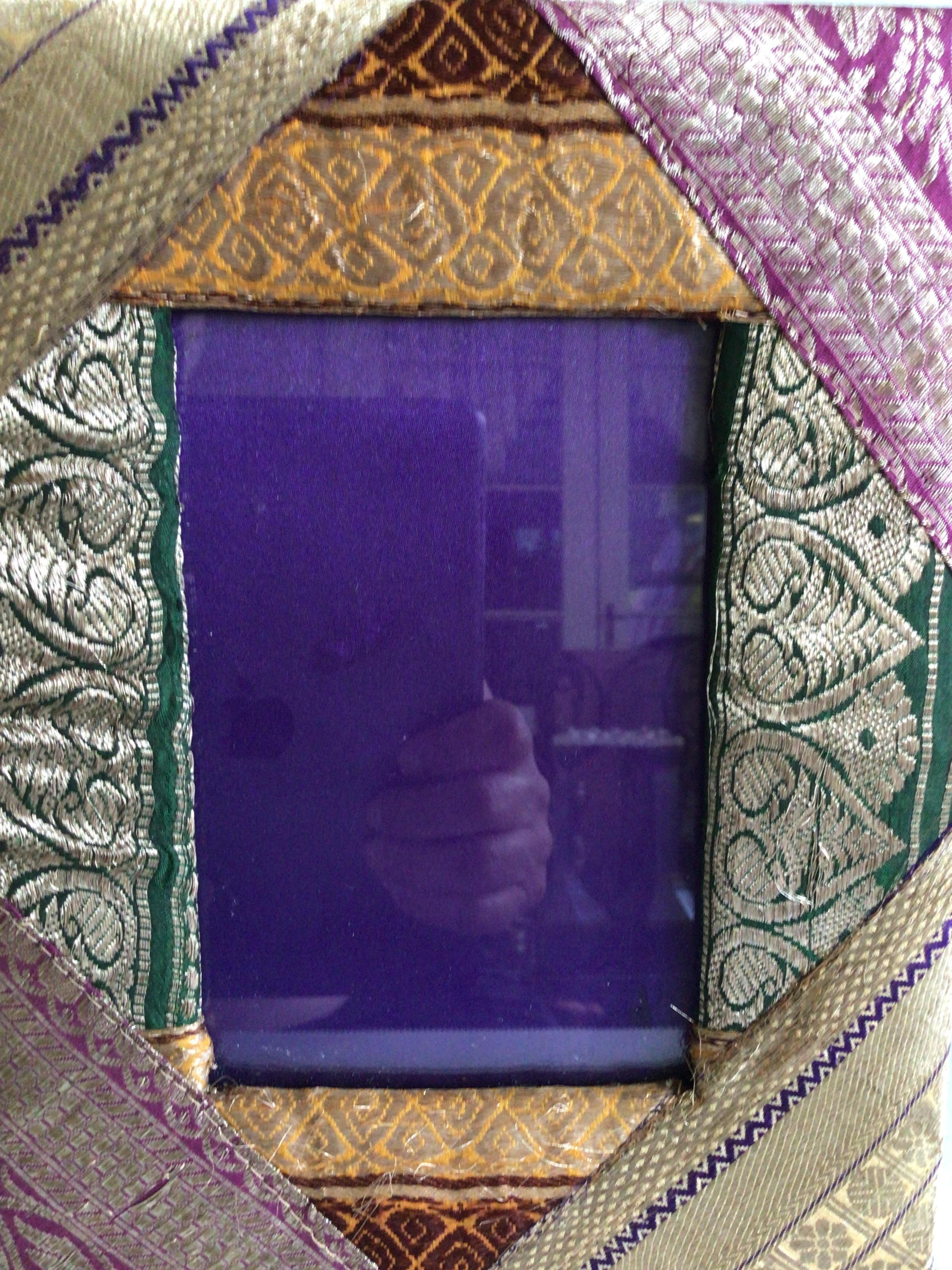 Pair of 1960s Picture Frames Covered in Brocade Fabric For Sale 2