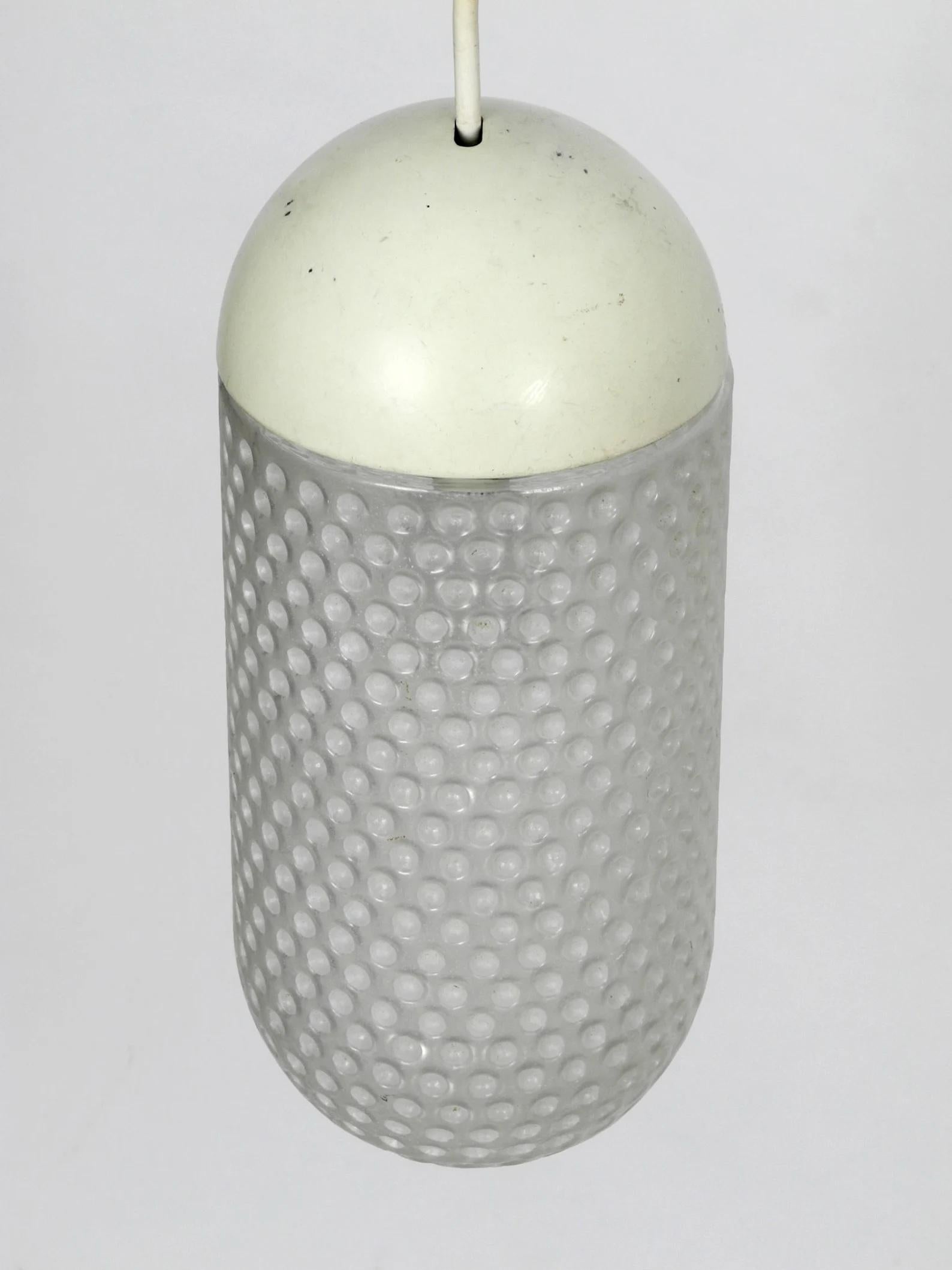 Paar Putzler-Glas-Pendelleuchten aus den 1960er Jahren im Space Age-Design im Zustand „Gut“ im Angebot in München, DE