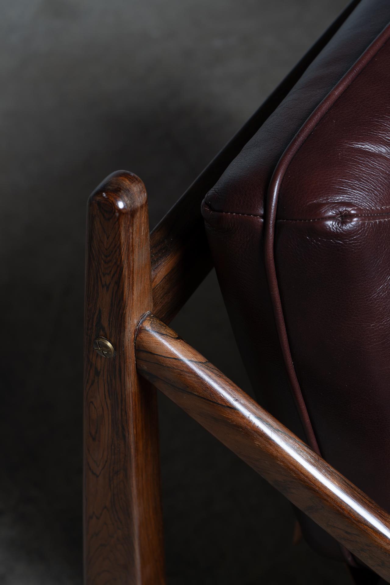 Offered here is a rare matched pair of “Saci” armchairs by Jean Gillon for WoodArt—an iconic expression of 1960s Brazilian modernism and a sculptural triumph in solid Jacaranda (Brazilian rosewood).

Each chair features Gillon’s signature