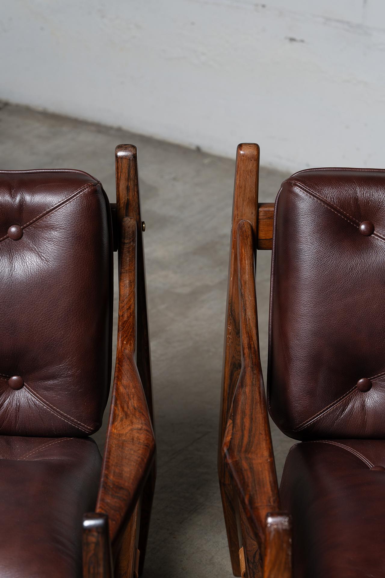 Mid-Century Modern Pair of 1960s “Saci” Armchairs by Jean Gillon for WoodArt in Solid Jacaranda For Sale