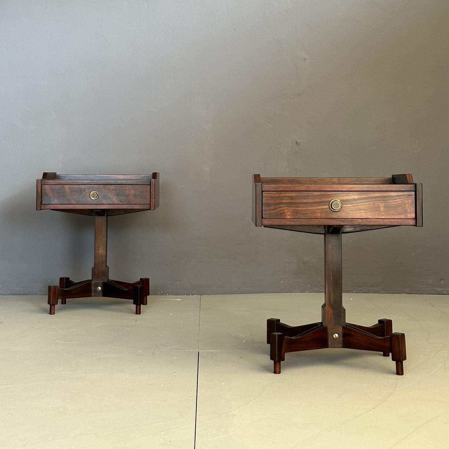 Mid-Century Modern Pair of 1960s SC-50 model bedside tables, design by Claudio Salocchi for Sormani For Sale