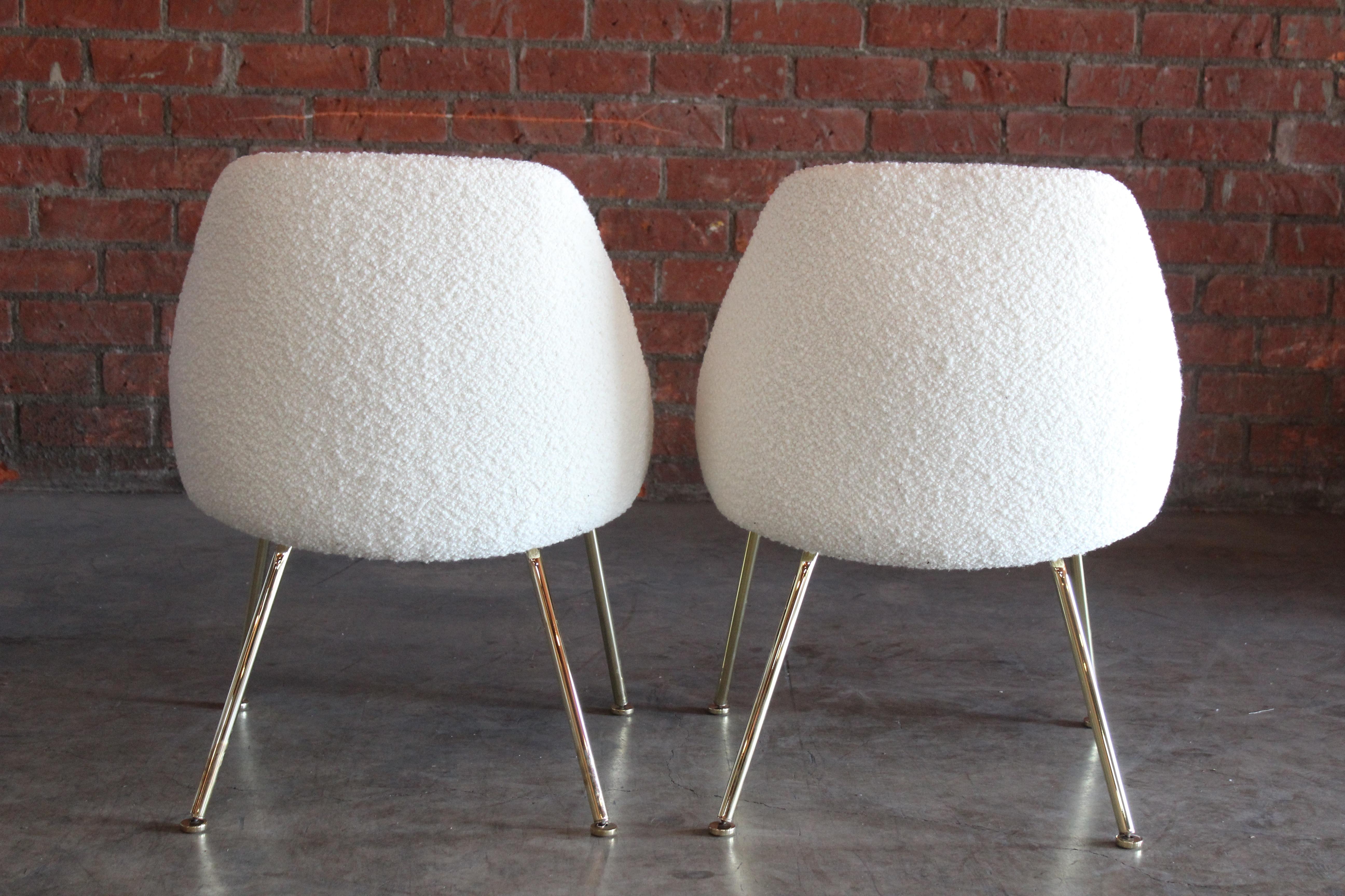 Pair of 1960s Side Chairs in Bouclé For Sale 5