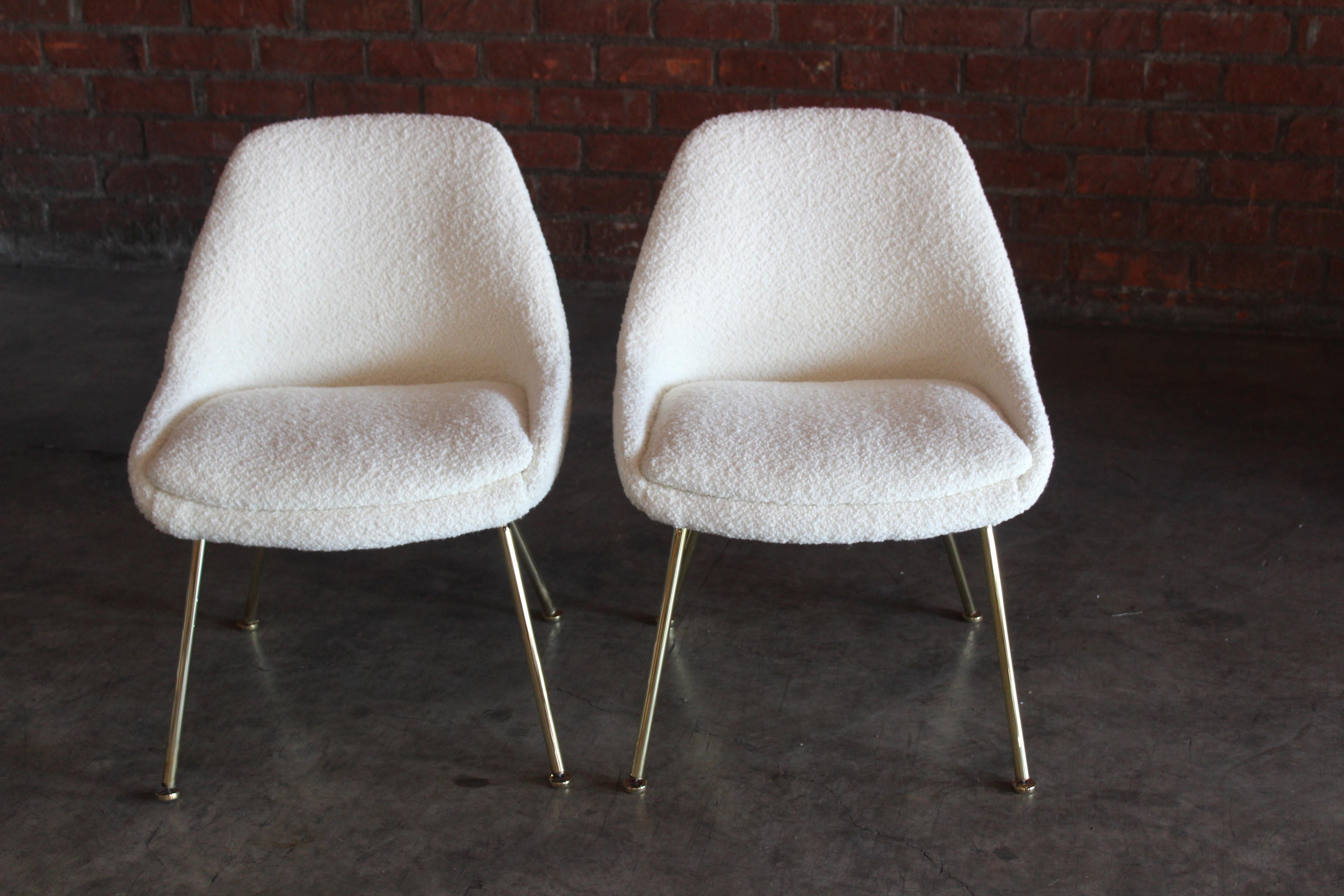 American Pair of 1960s Side Chairs in Bouclé For Sale