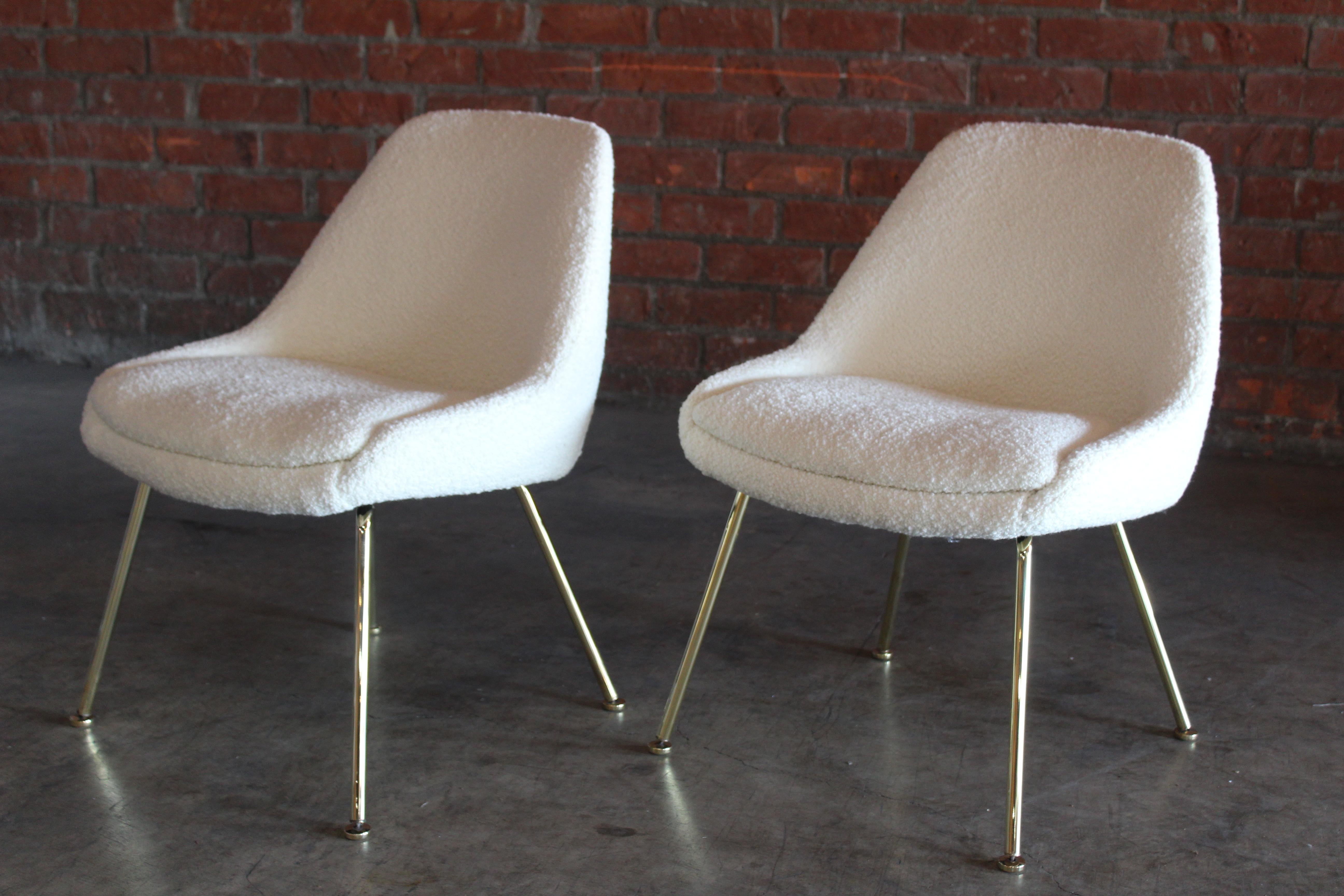 Pair of 1960s Side Chairs in Bouclé For Sale 1