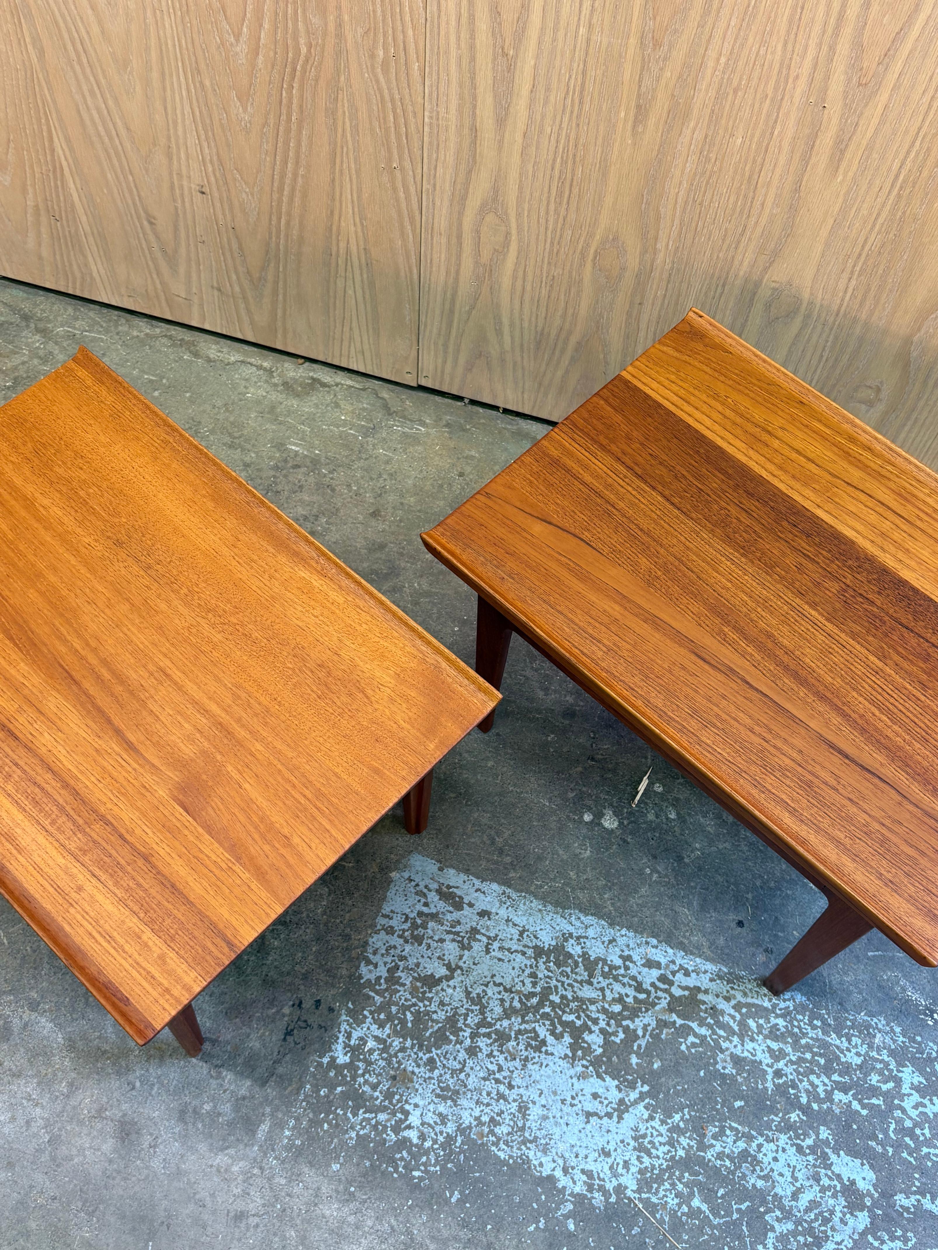 Pair of 1960s Solid Teak FD535 End Tables by Finn Juhl for France & Søn Excellent état - En vente à Victoria, BC