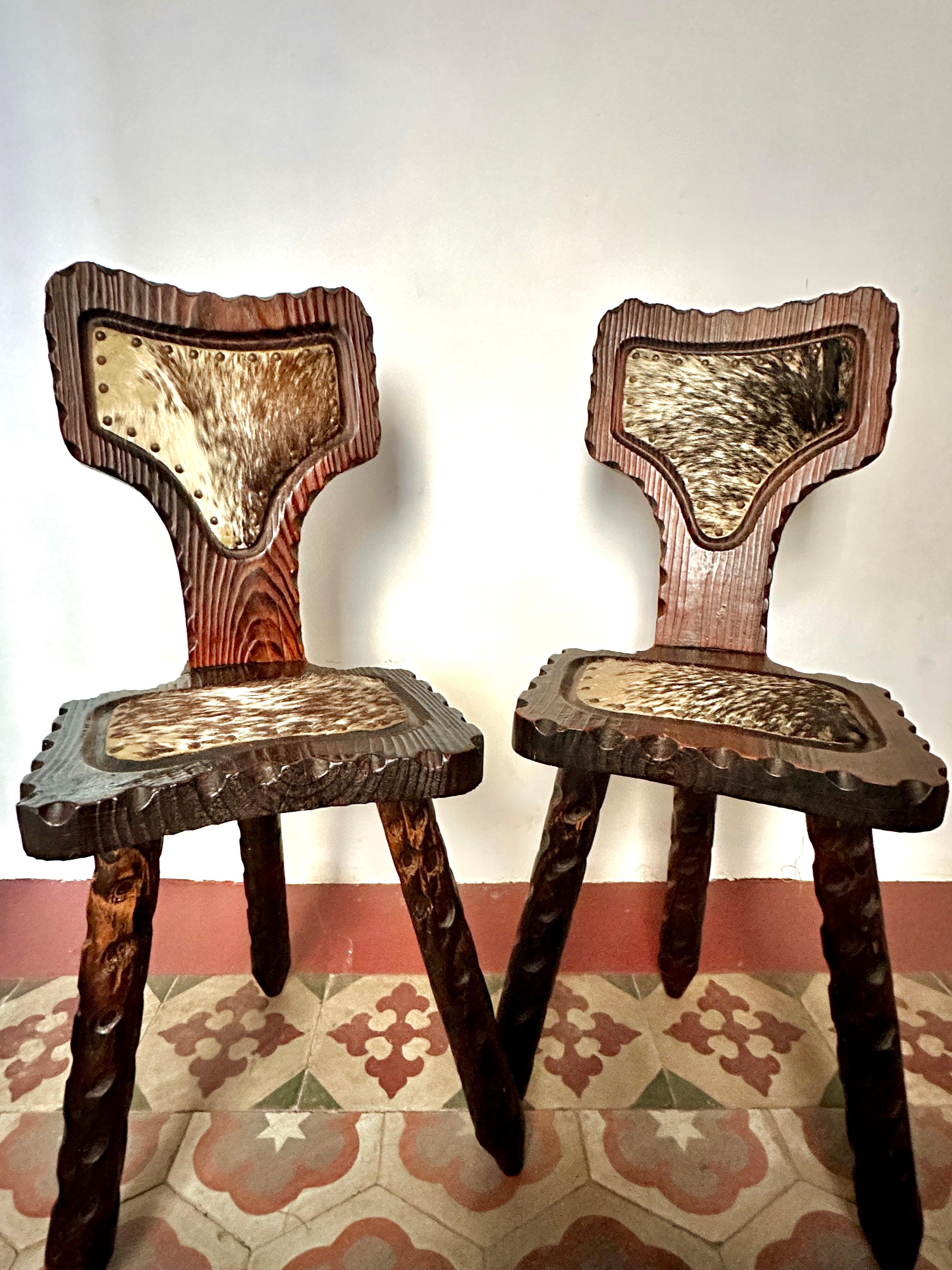 Paire de tabourets brutalistes espagnols des années 1960 Bon état - En vente à London, GB