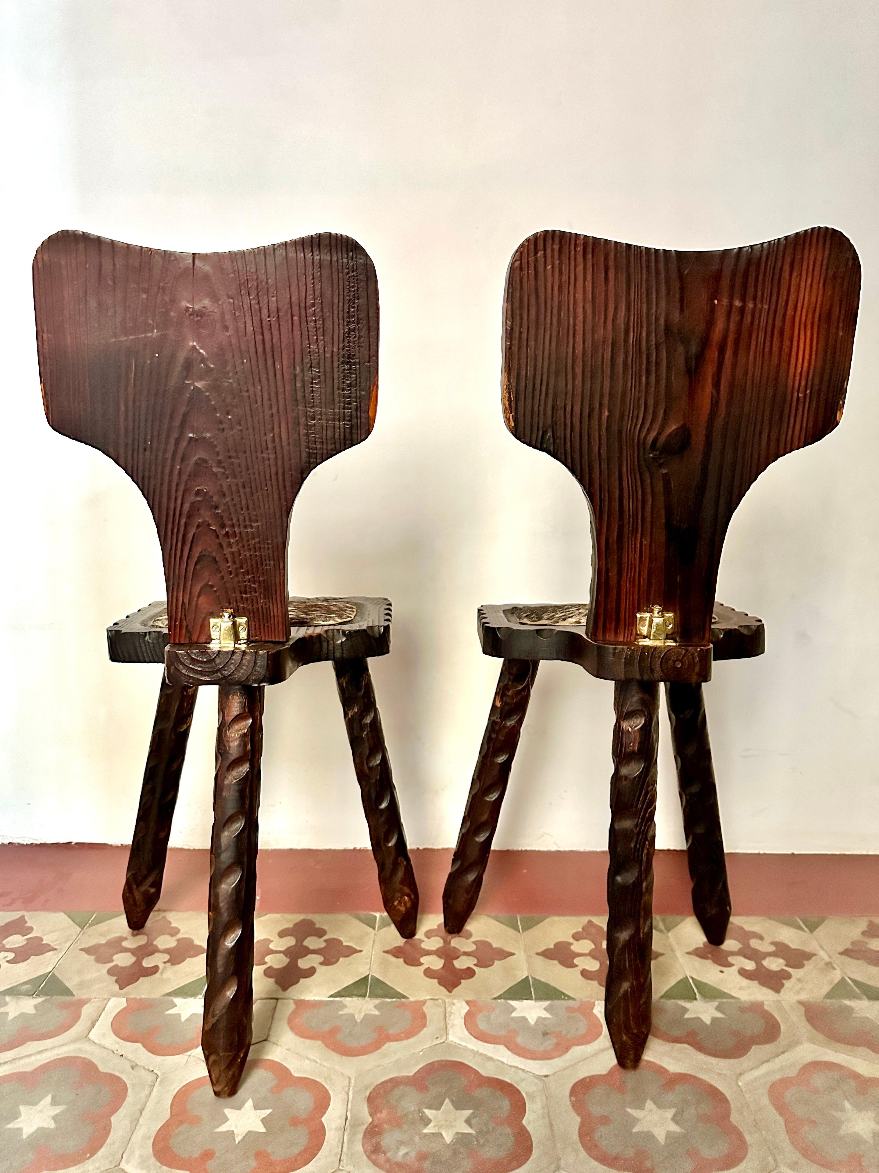 Milieu du XXe siècle Paire de tabourets brutalistes espagnols des années 1960 en vente