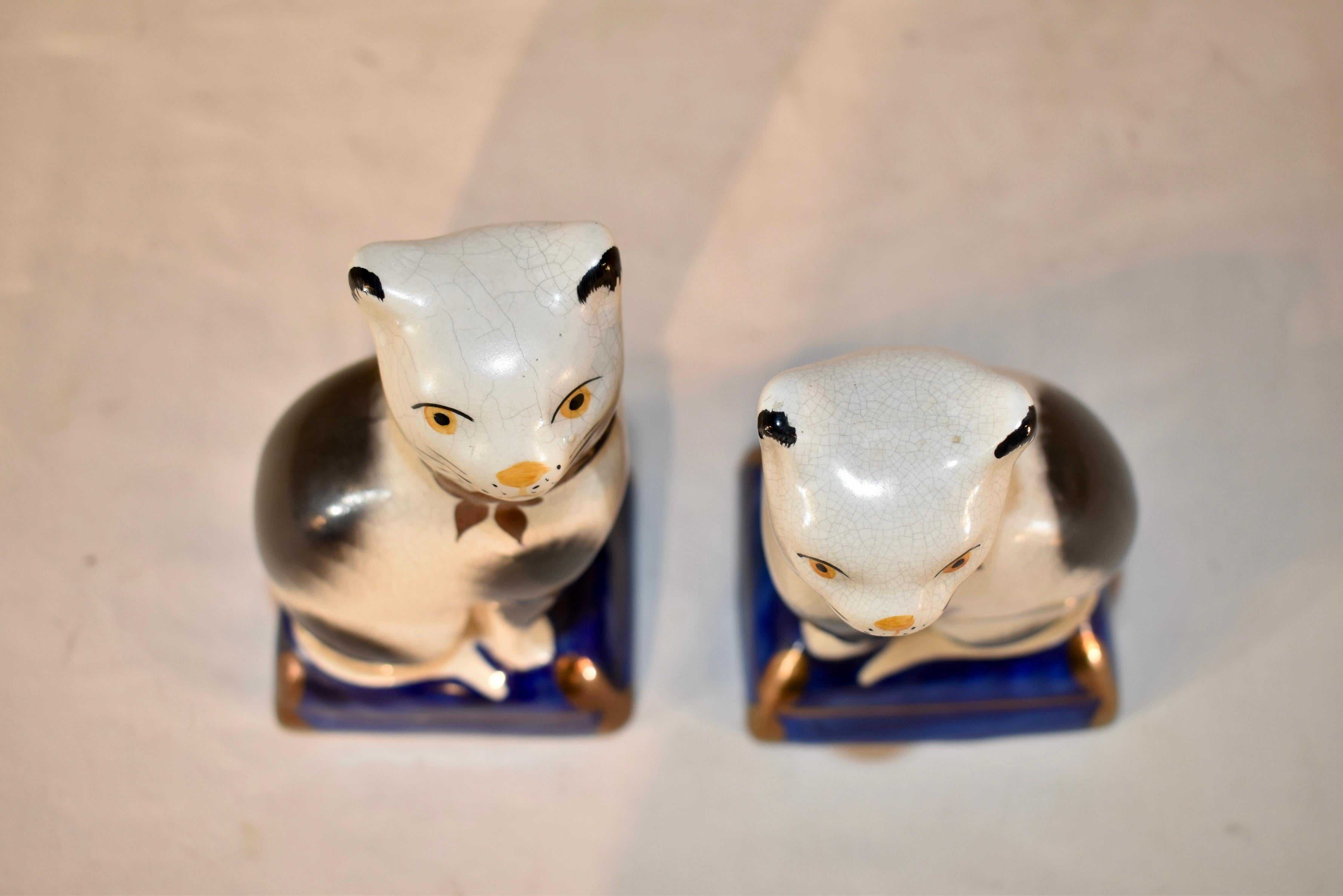 Ceramic Pair of 1960's Staffordshire Cat Figures