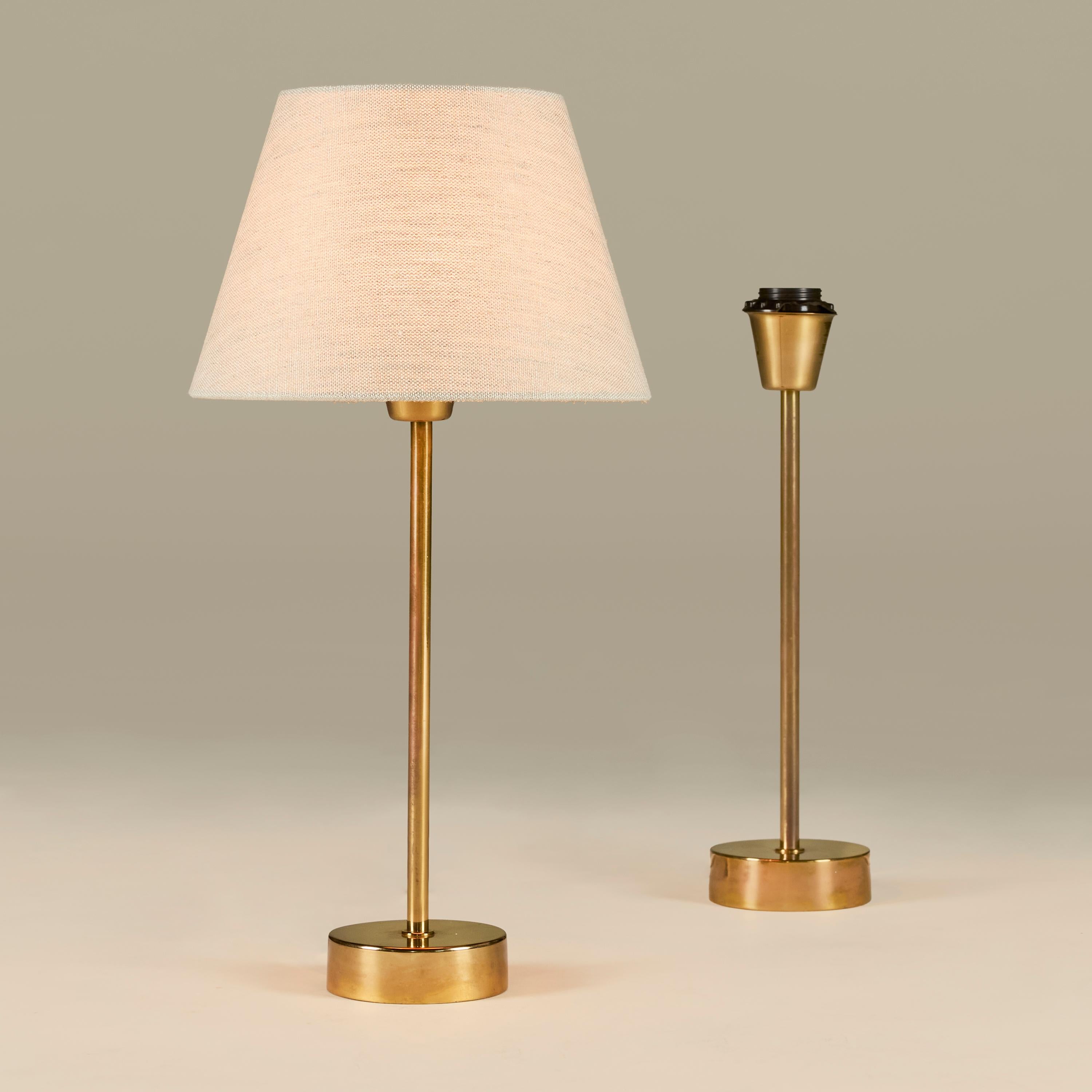 Pair of 1960s Swedish Bergboms table lamps in brass For Sale 1