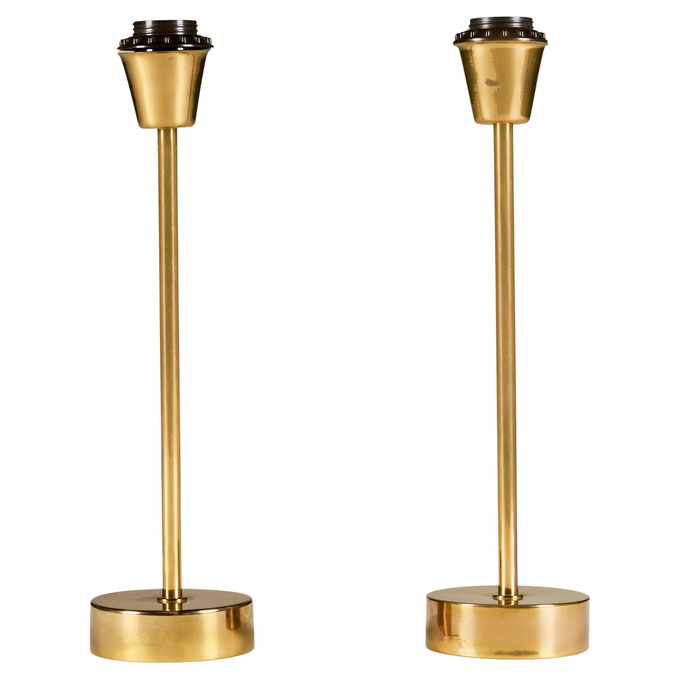 Pair of 1960s Swedish Bergboms table lamps in brass For Sale 4