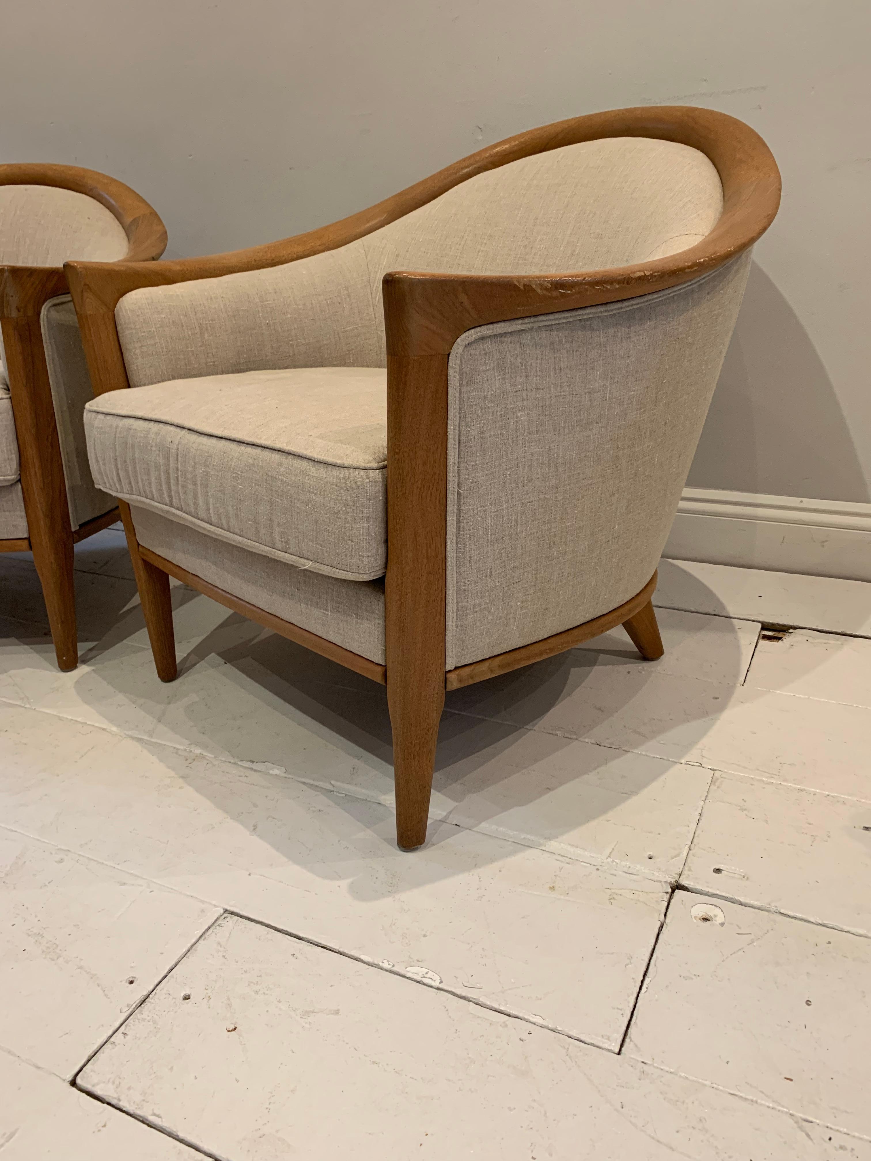 Pair of 1960s Swedish Oak Curved Armchairs Reupholstered in a Neutral Linen For Sale 6