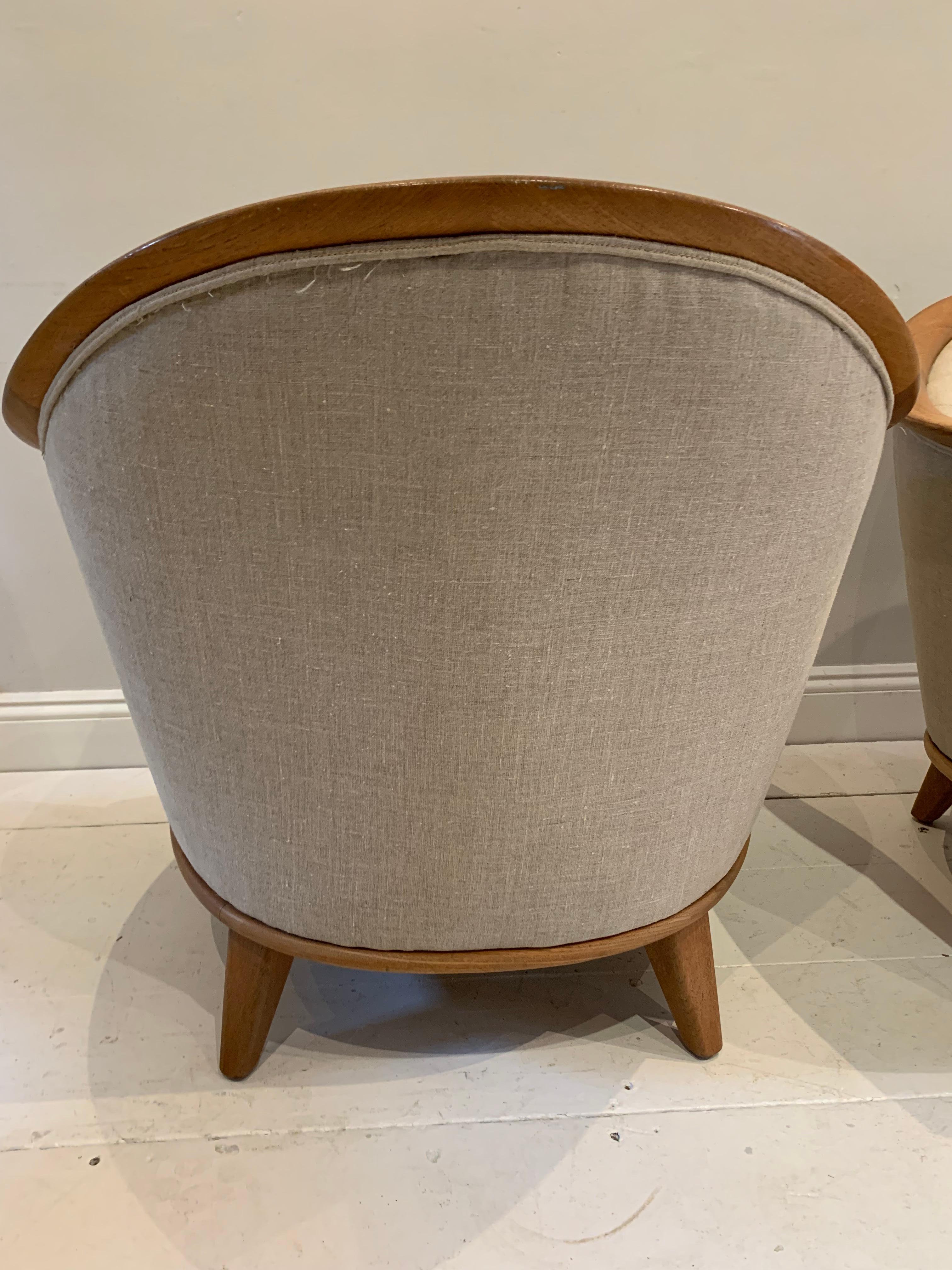 Pair of 1960s Swedish Oak Curved Armchairs Reupholstered in a Neutral Linen For Sale 1