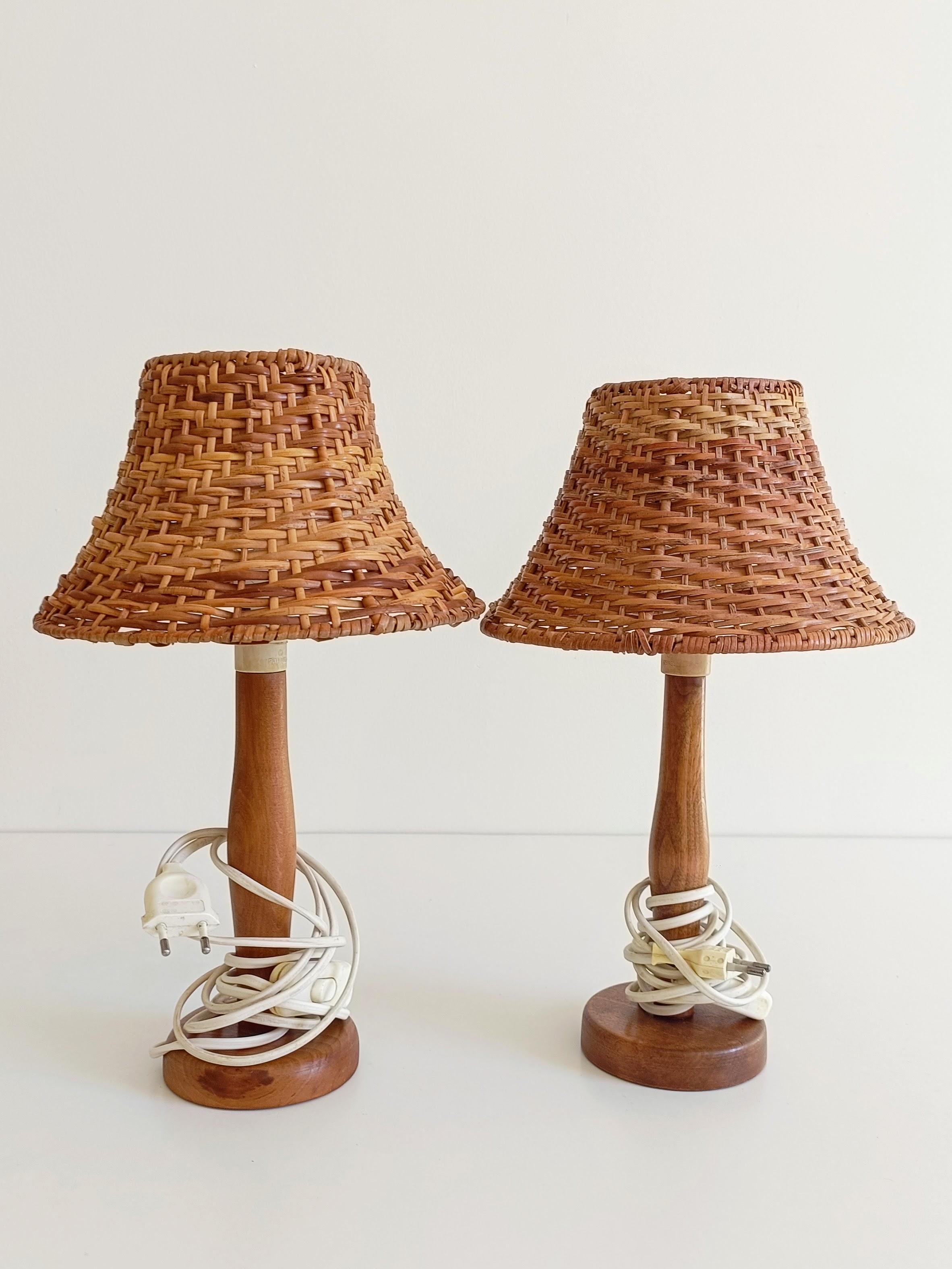 Paire de lampes de table en pin suédois des années 1960 par Ikea - Mid-Century Organic Modern en vente 8