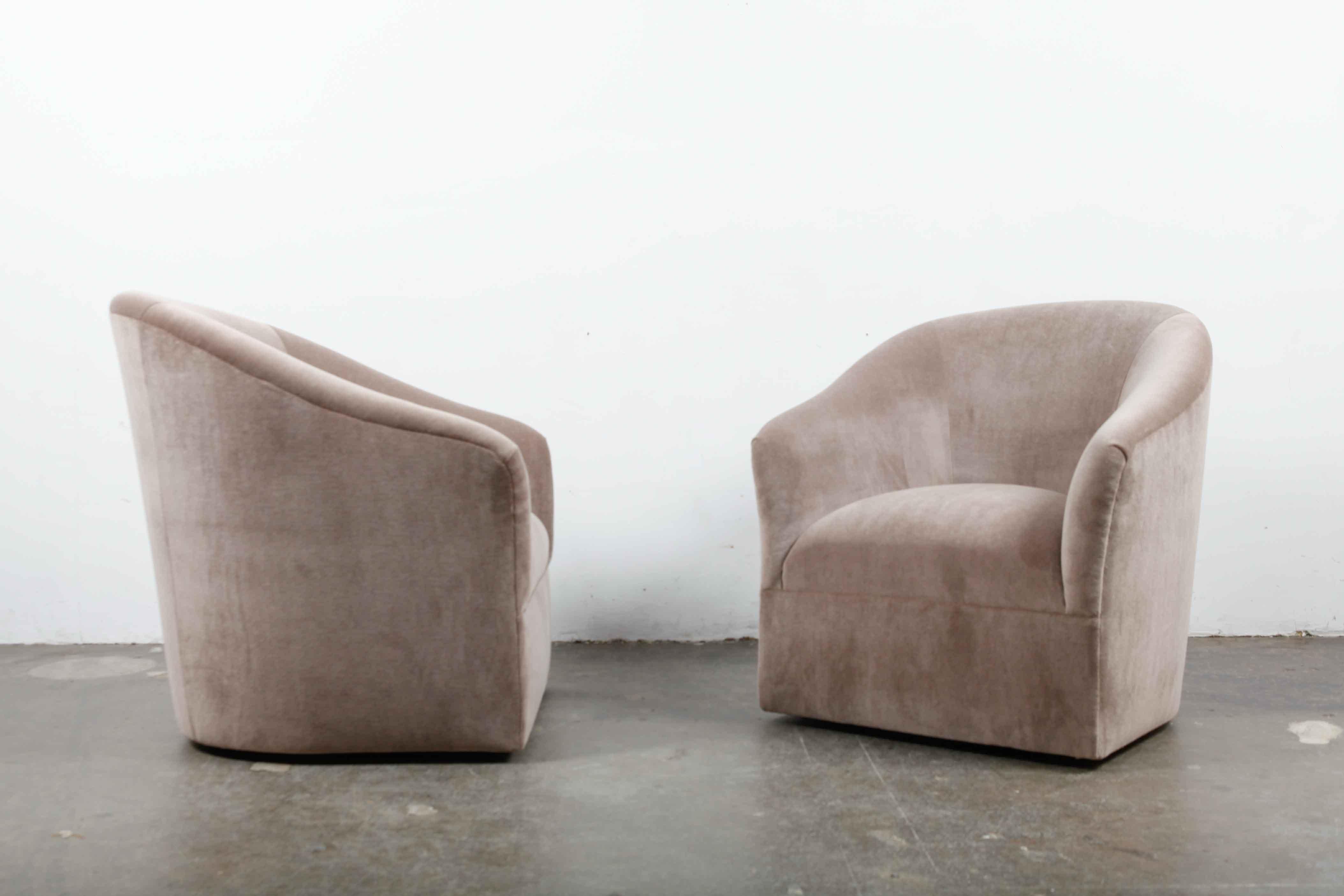 Pair of 1960s Swivel Chairs Newly Upholstered in Mohair 3
